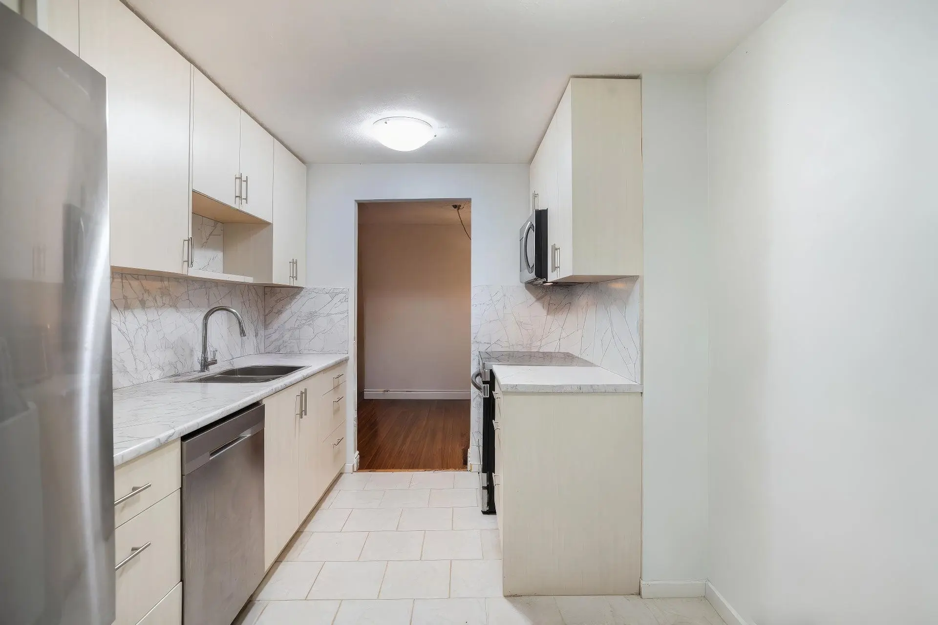 Property at #111 7297 MOFFATT ROAD, Richmond, BC