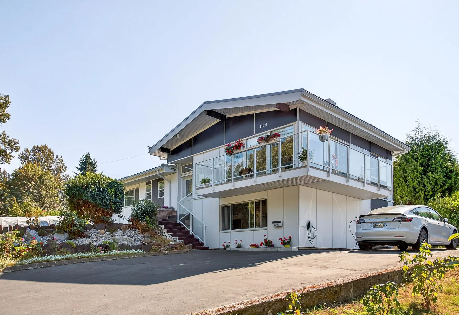 Property at 11906 100 Avenue, Surrey, BC