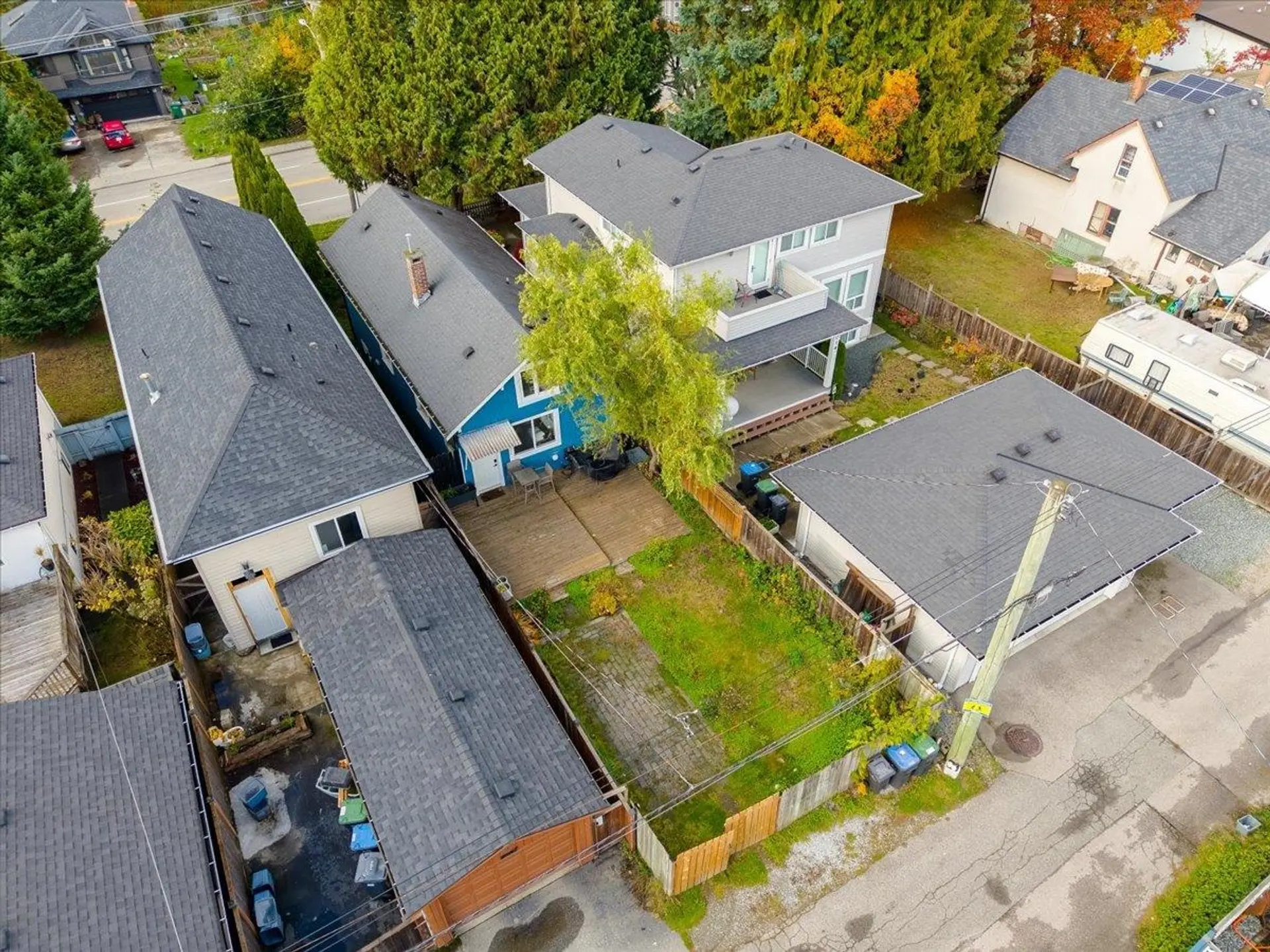 Property at 1016 TENTH AVENUE, New Westminster, BC