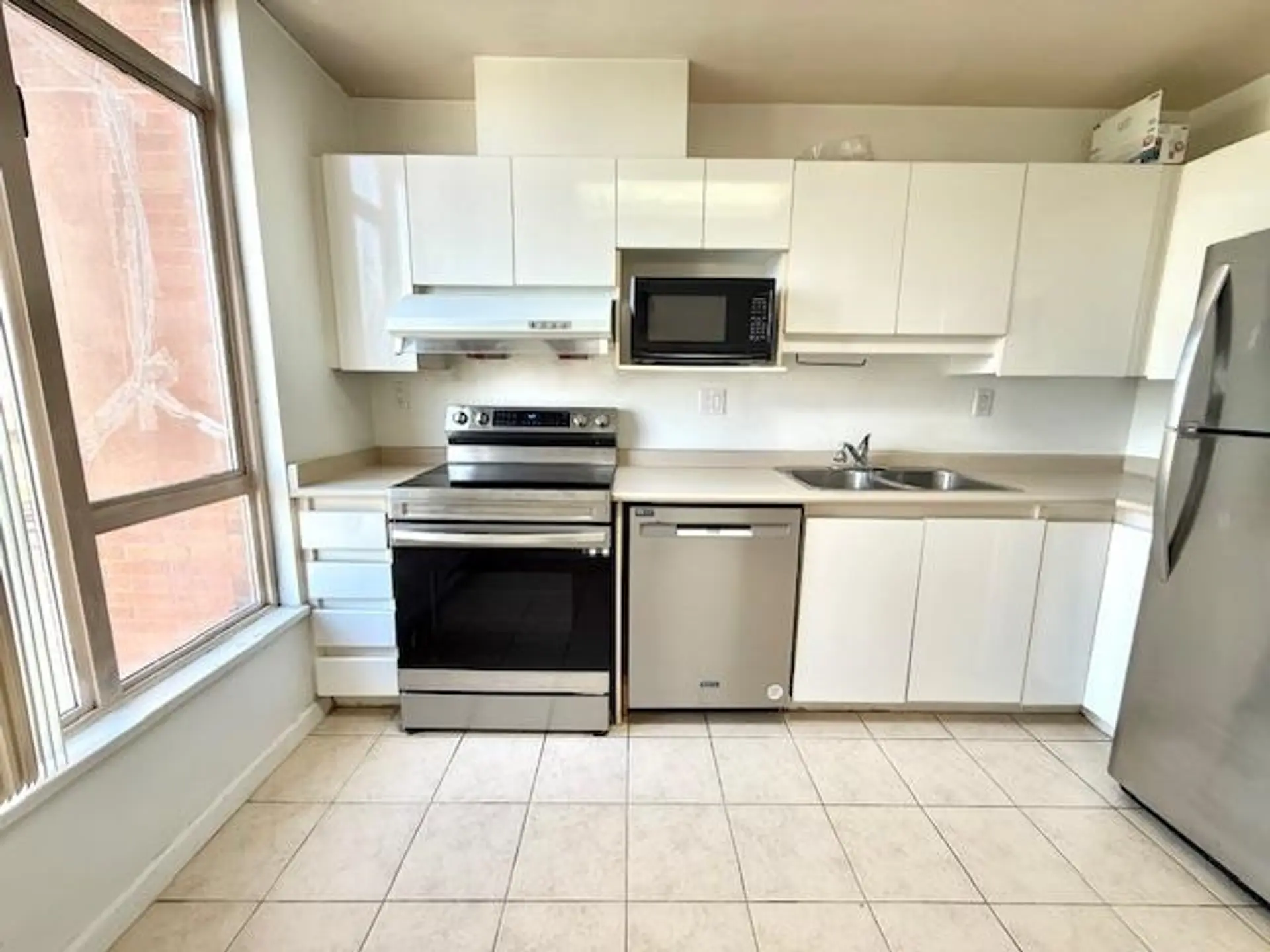 Property at #1101 4657 HAZEL STREET, Burnaby, BC