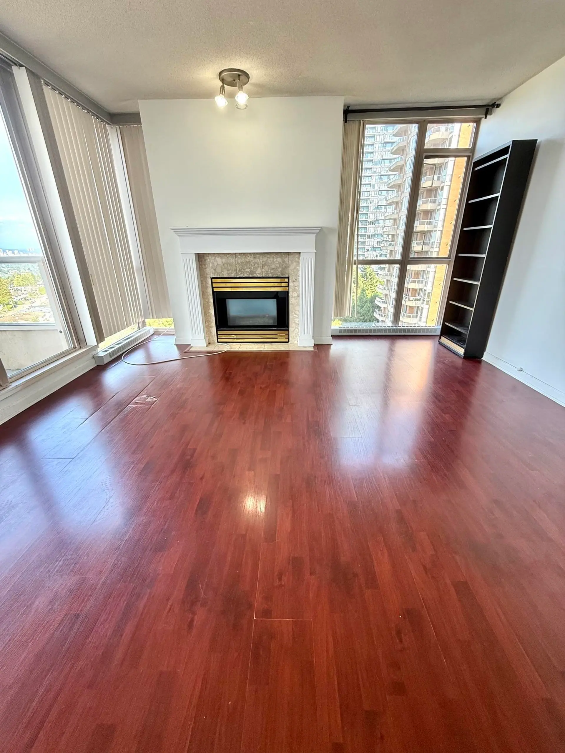 #1101 4657 Hazel Street - Image 4