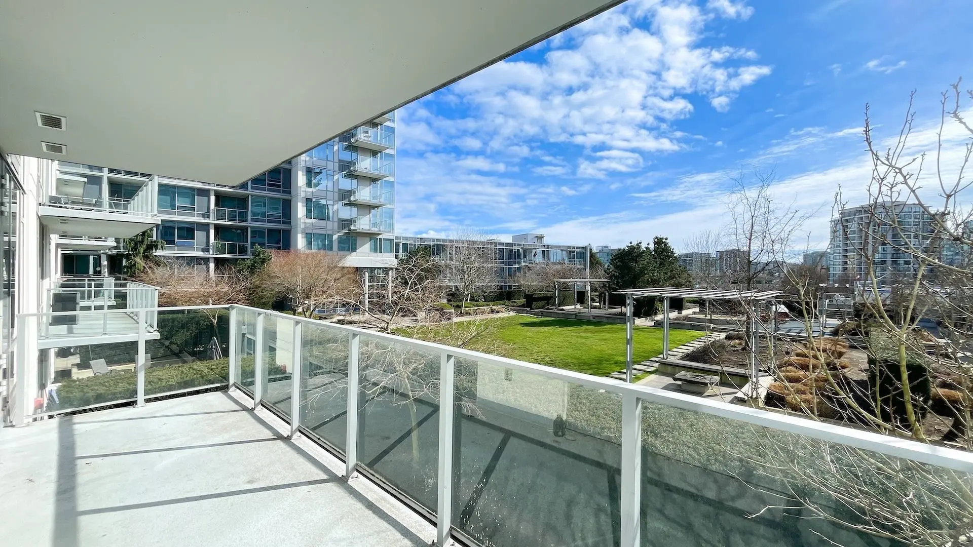 Property at #528 5233 Gilbert Road, Richmond, BC