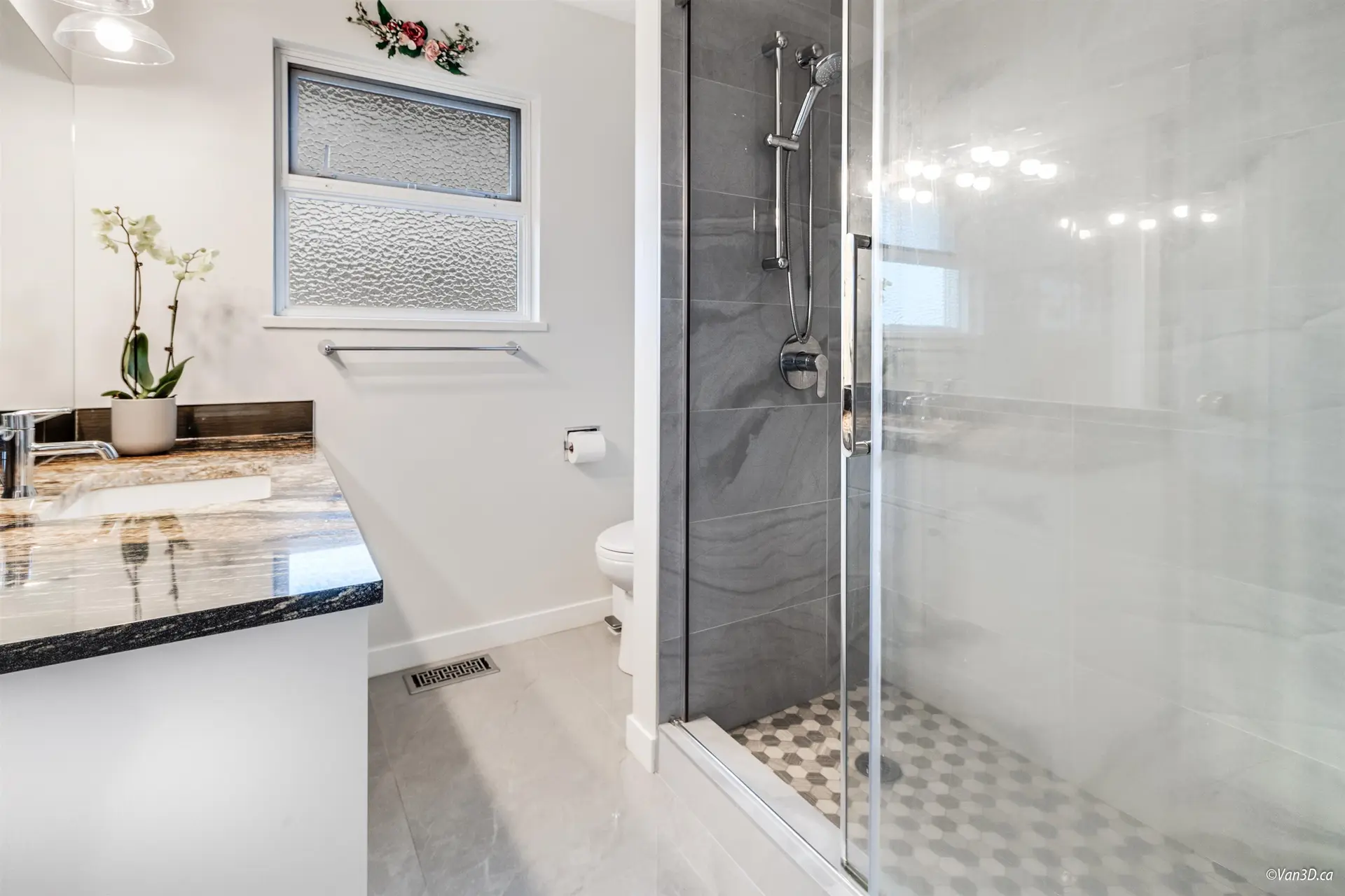 Property at 6555 ST. CHARLES PLACE, Burnaby, BC