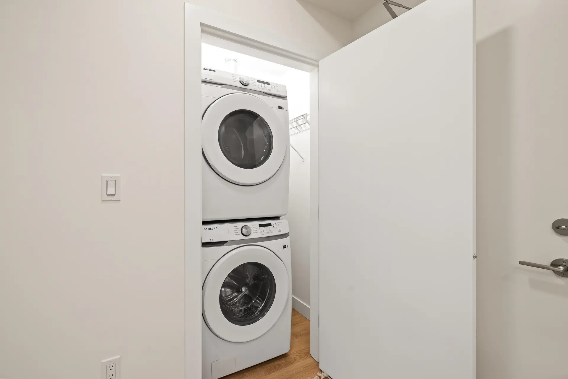 Property at #507 33816 SOUTH FRASER WAY, Abbotsford, BC