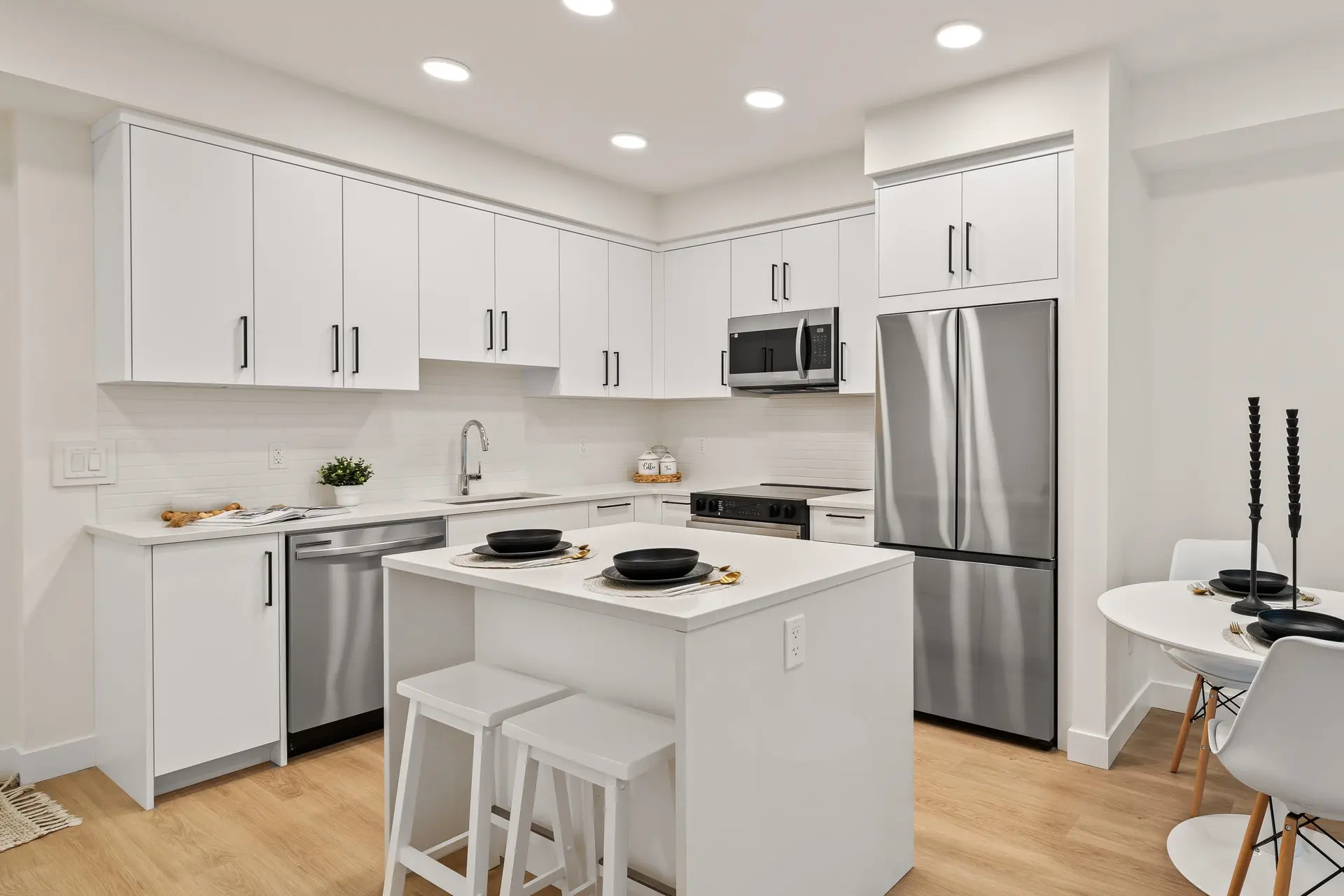 Property at #507 33816 SOUTH FRASER WAY, Abbotsford, BC