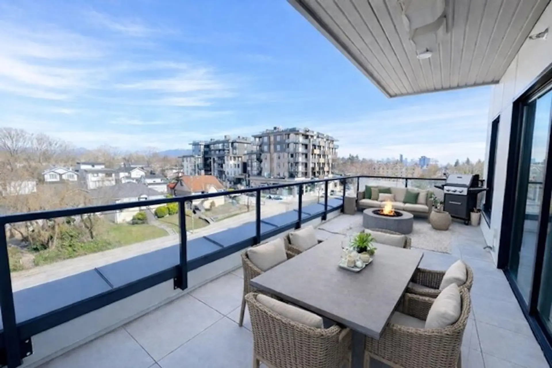 Property at #407 2268 E BROADWAY, Vancouver, BC