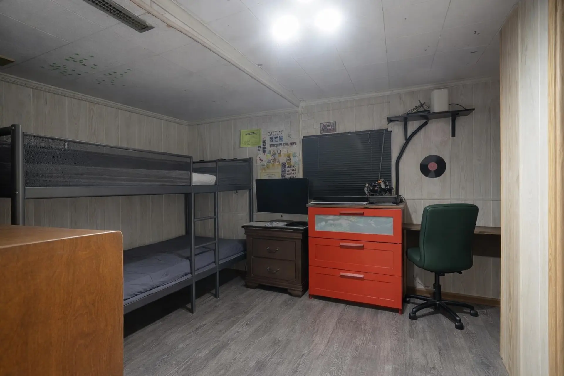 Property at 3737 DUBOIS STREET, Burnaby, BC