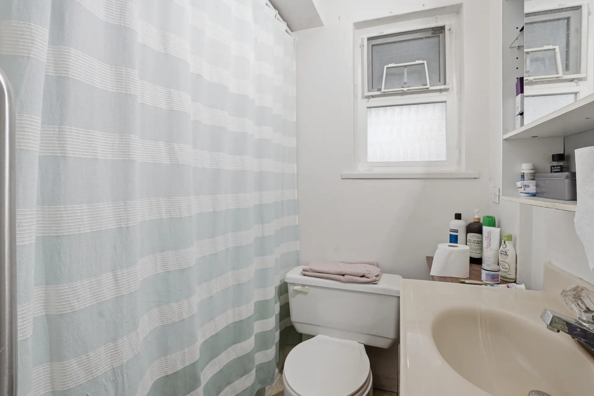 Property at 3737 DUBOIS STREET, Burnaby, BC