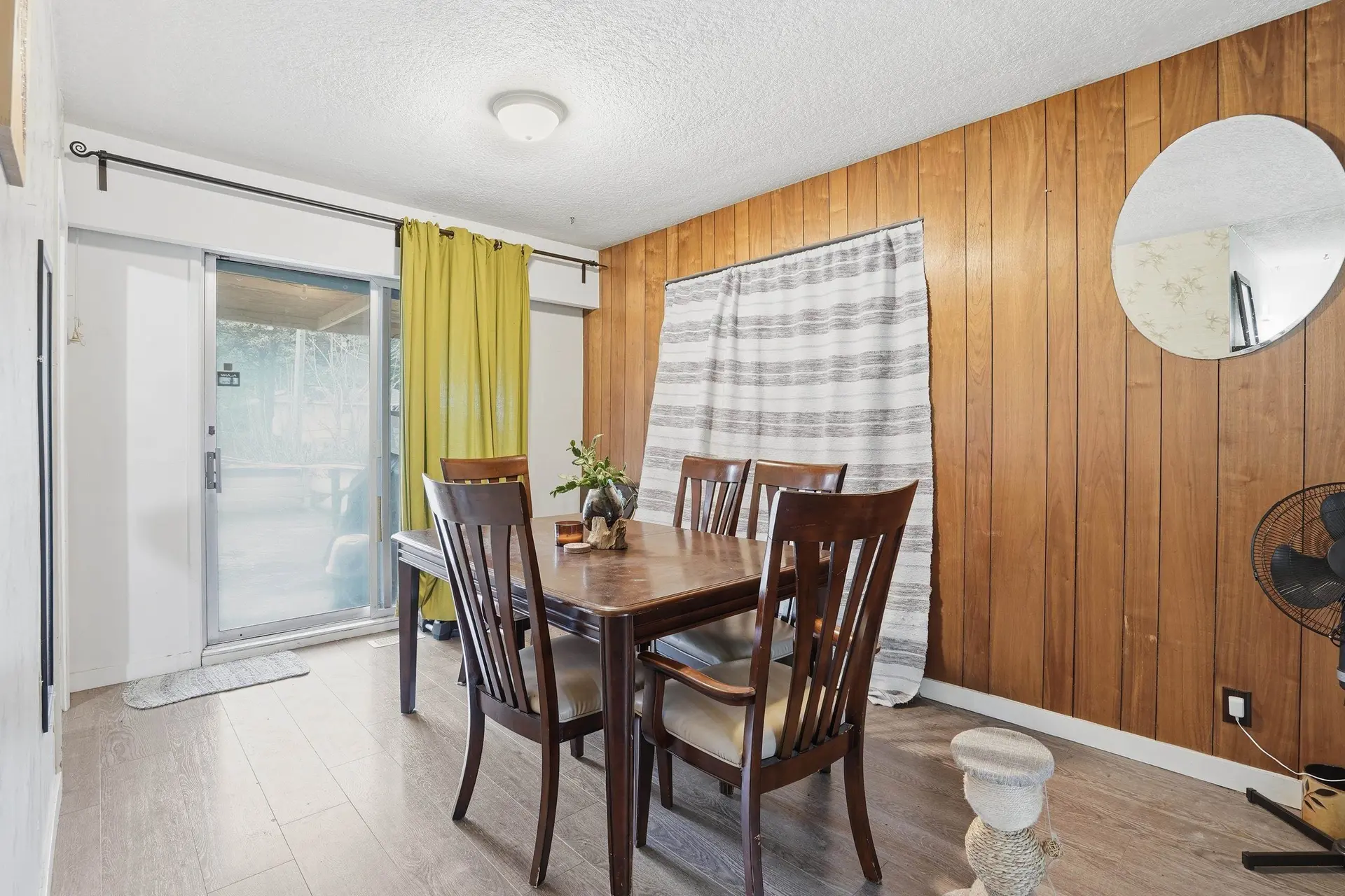 Property at 3737 DUBOIS STREET, Burnaby, BC