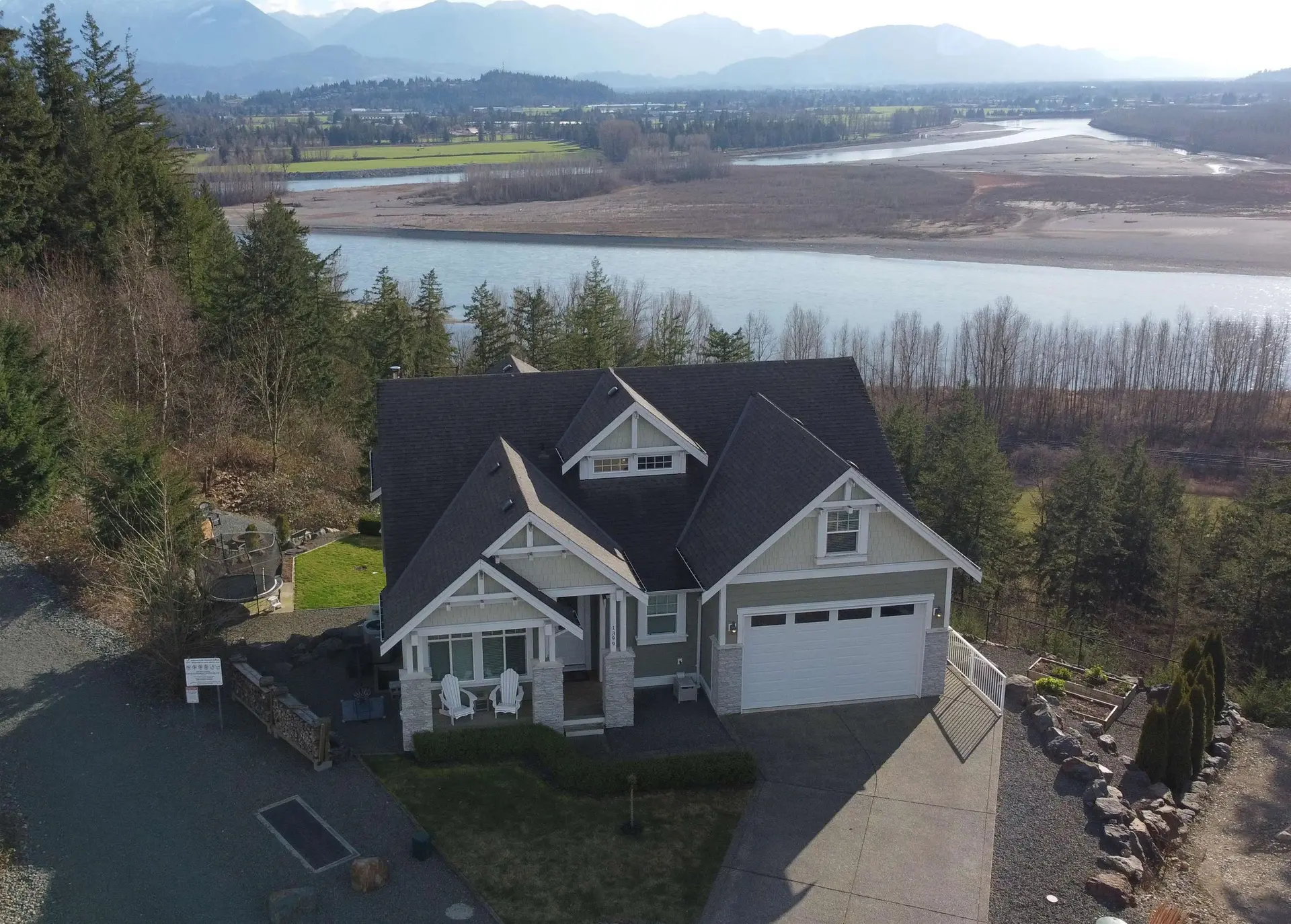 Property at 1399 Highlands Boulevard, Agassiz, BC