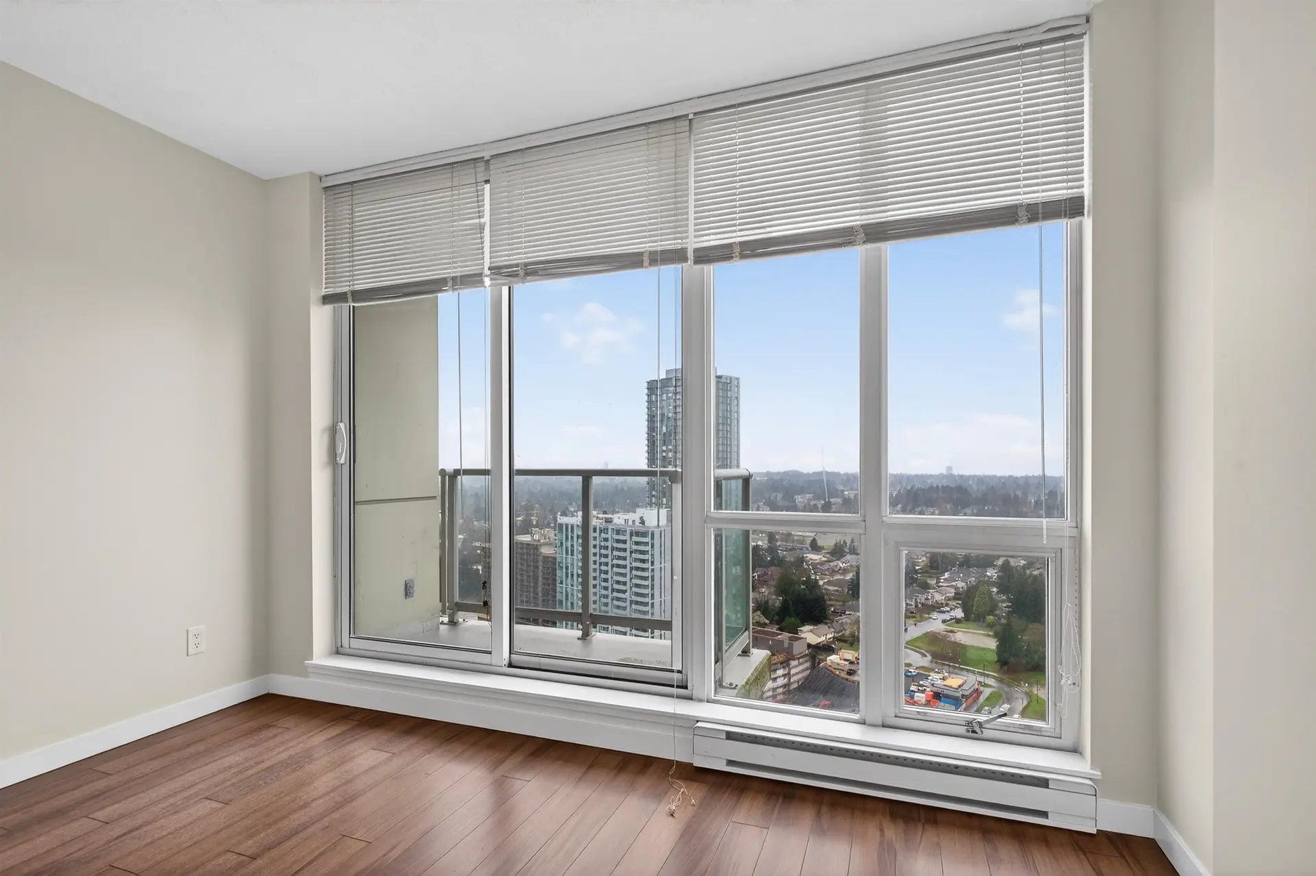 Property at #3109 9981 WHALLEY BOULEVARD, Surrey, BC