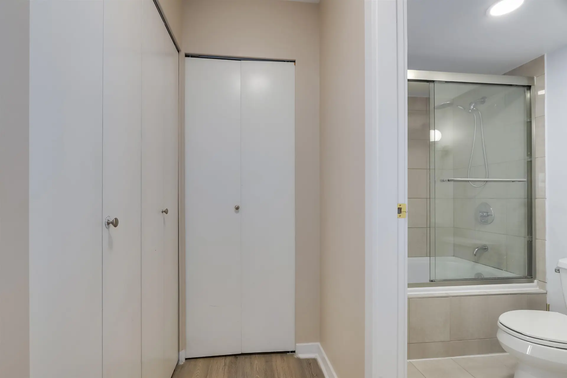 Property at #302 122 E 3RD STREET, North Vancouver, BC