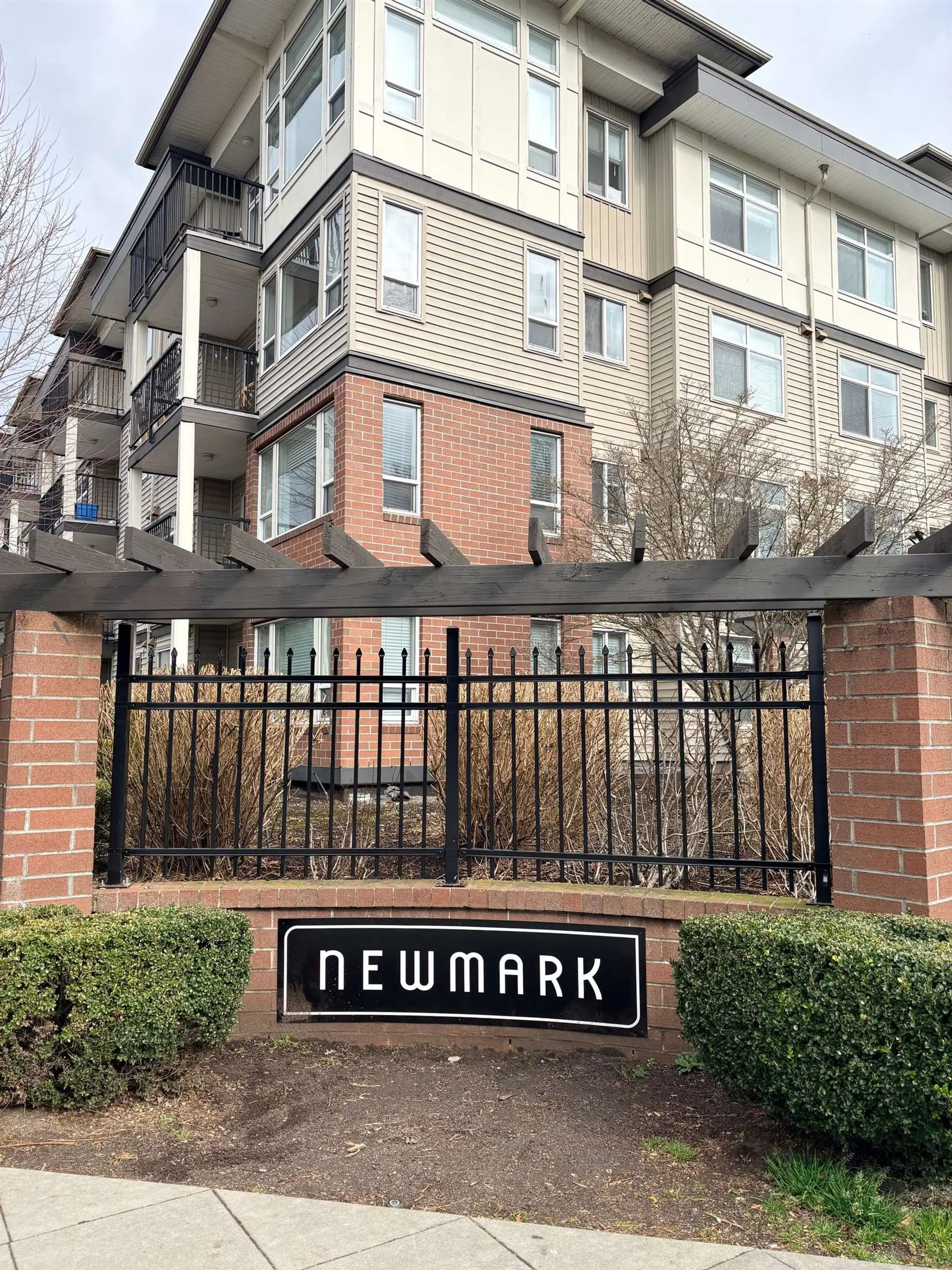 Property at #407 9422 VICTOR STREET, Chilliwack, BC