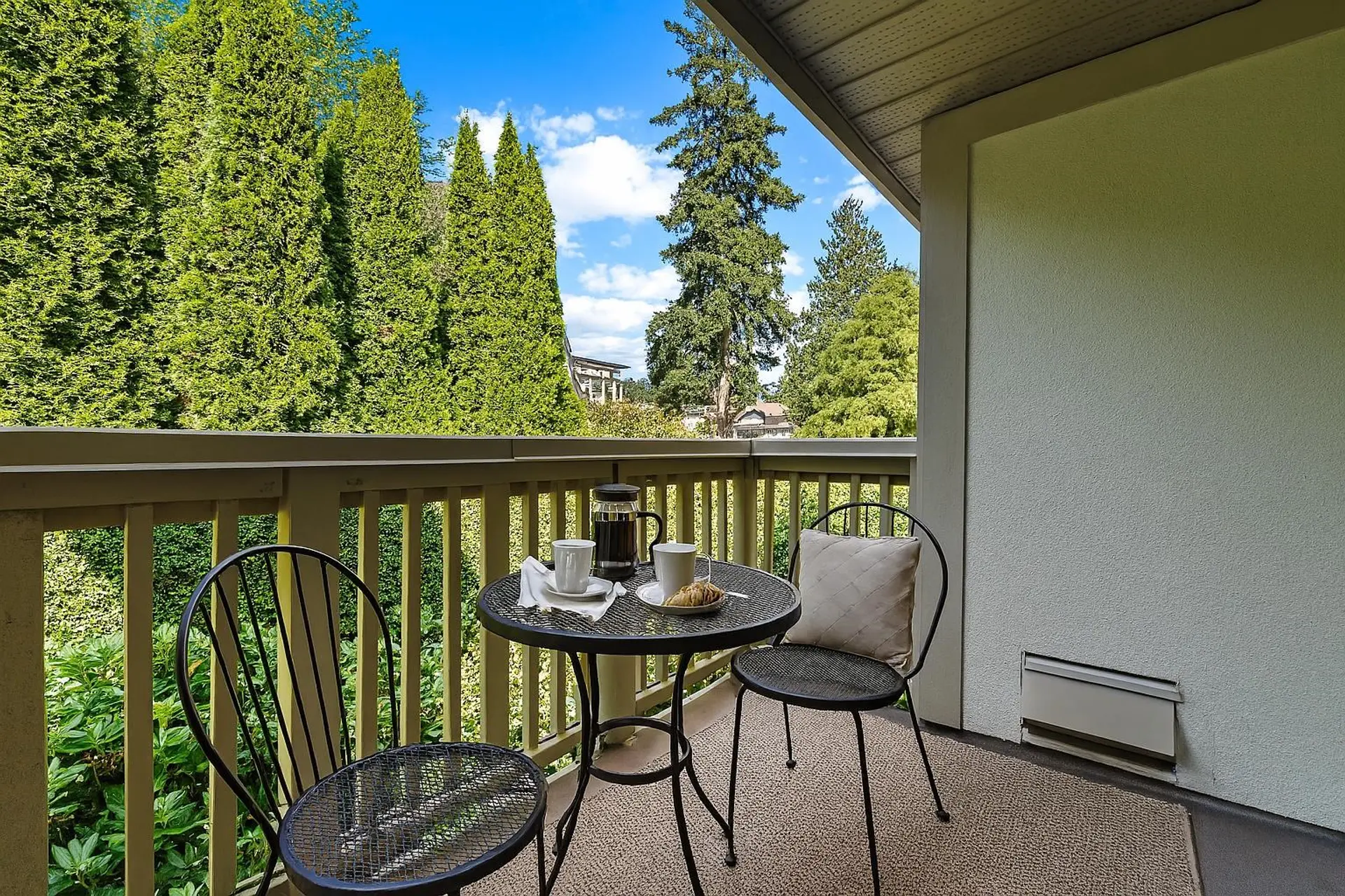 Property at #205 843 22ND STREET, West Vancouver, BC