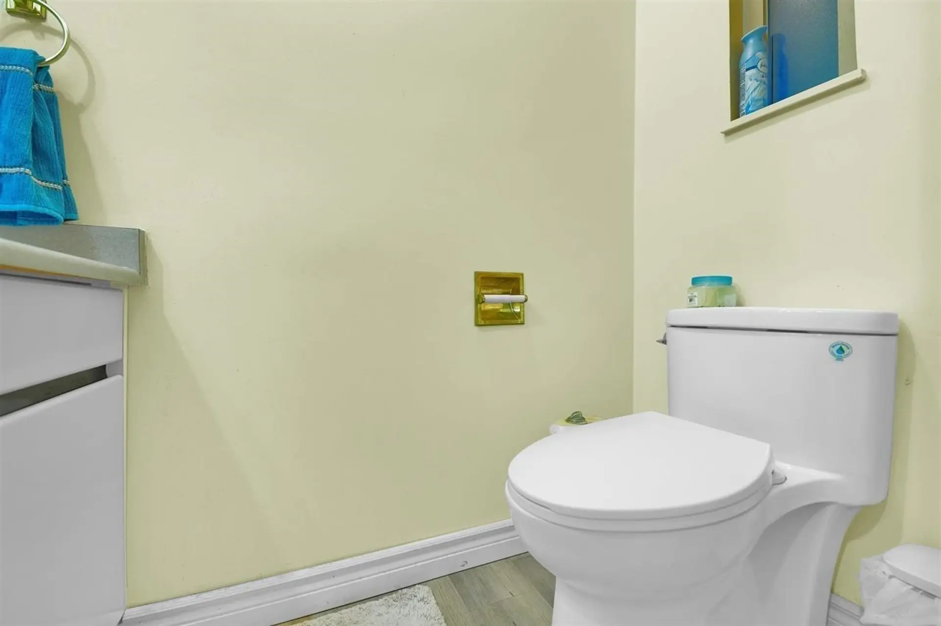 Property at #33 3075 TRETHEWEY STREET, Abbotsford, BC