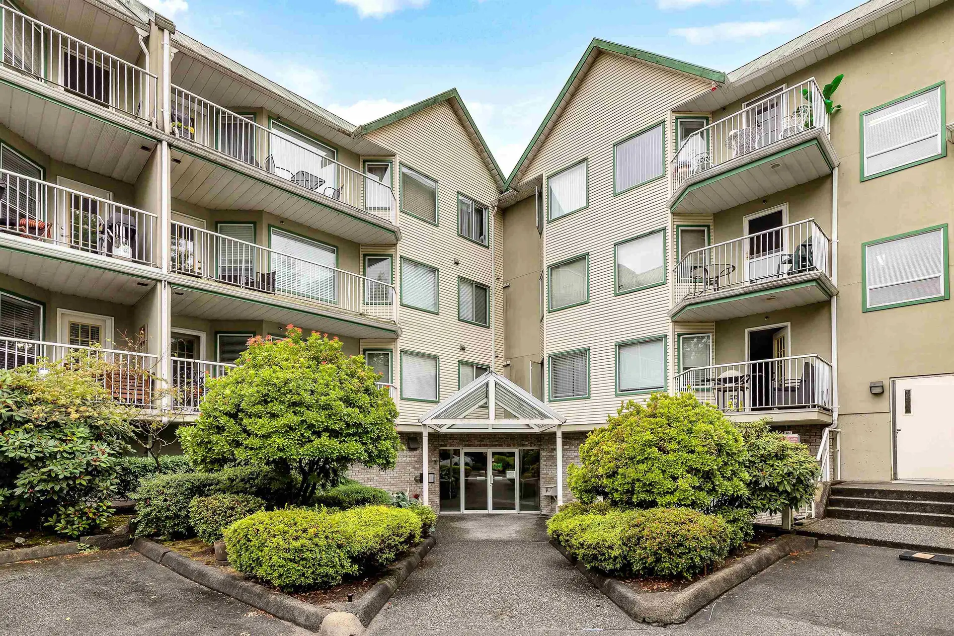 Property at #304 19236 Ford Road, Pitt Meadows, BC