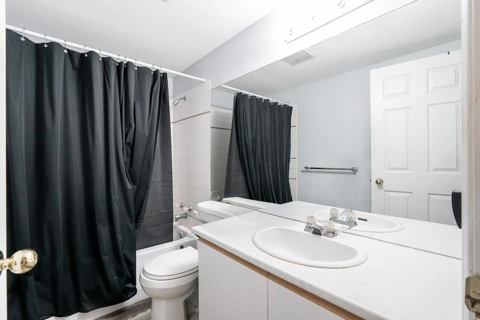 Property at #201 33839 MARSHALL ROAD, Abbotsford, BC