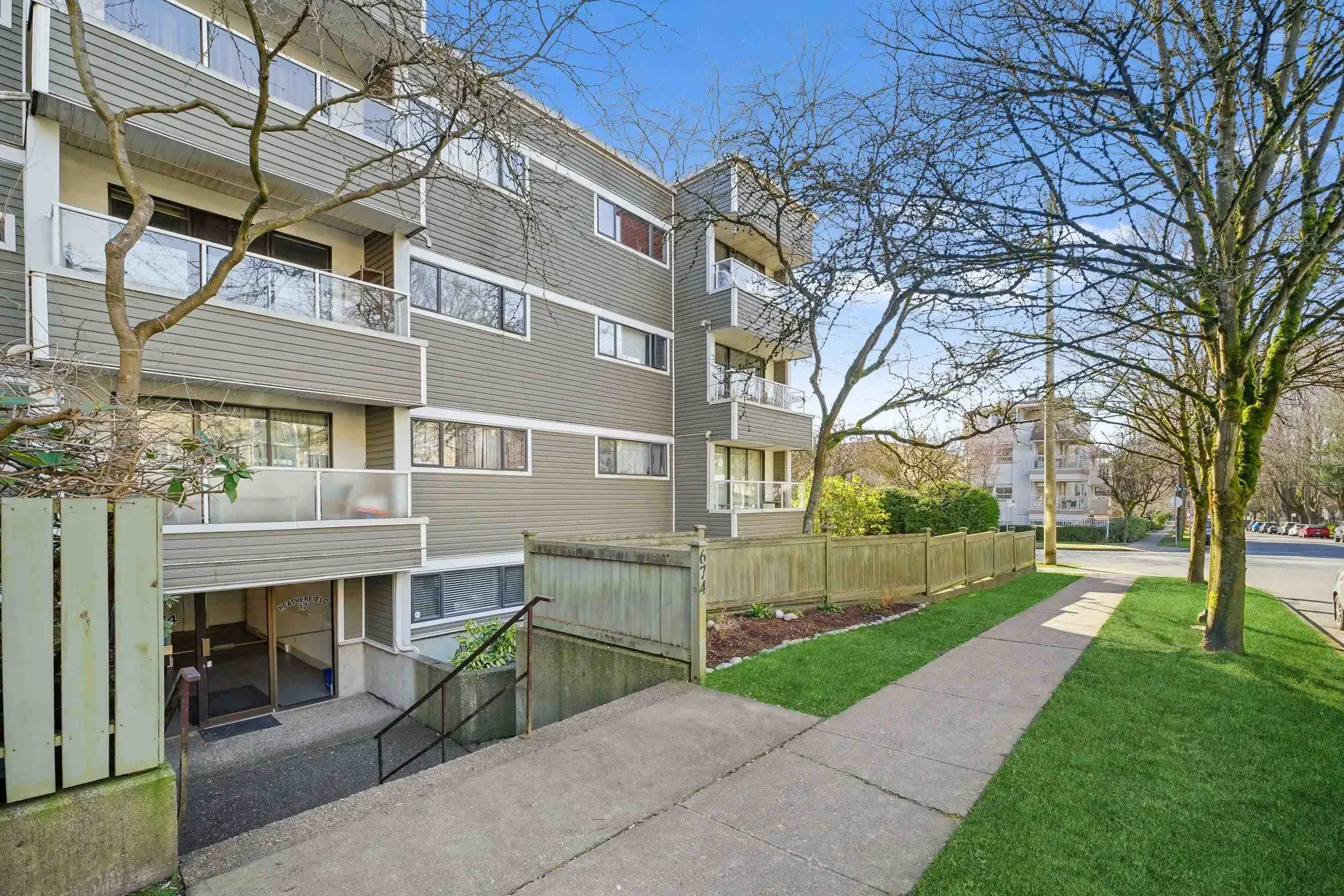 Property at #301 674 W 17TH AVENUE, Vancouver, BC