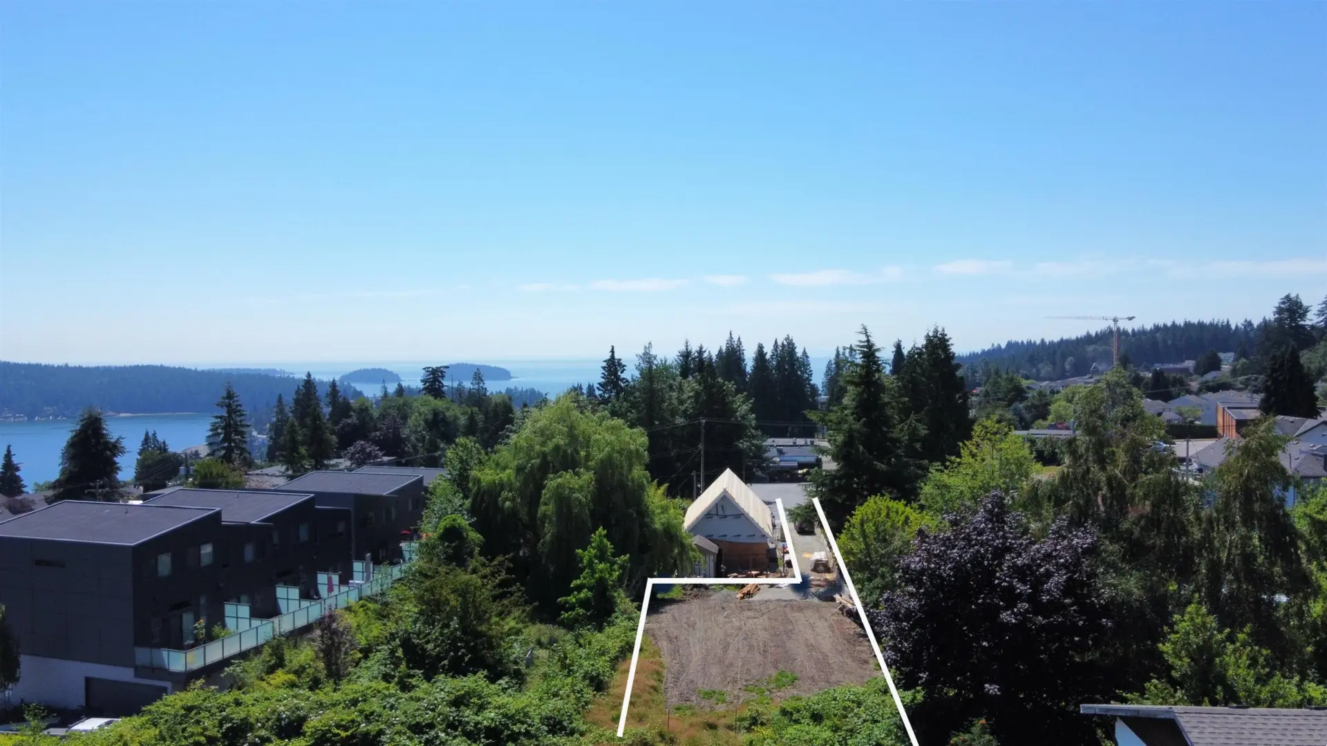 Property at 746 GIBSONS WAY, Gibsons, BC