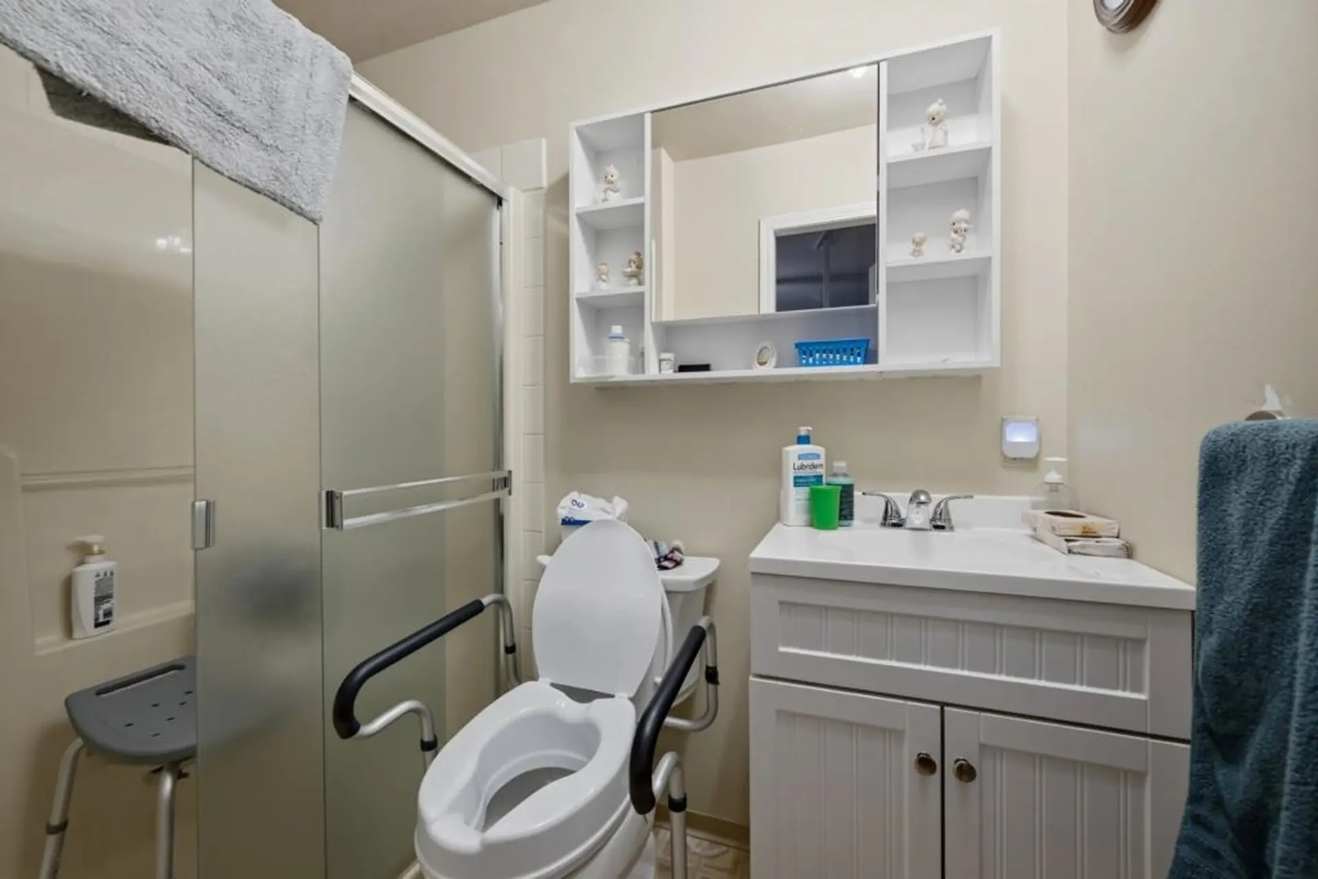 Property at #7 18960 ADVENT ROAD, Pitt Meadows, BC