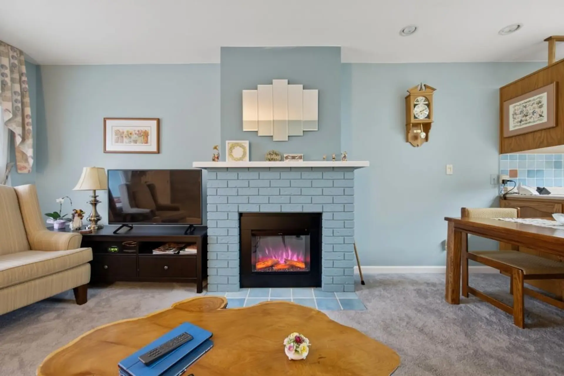 Property at #7 18960 ADVENT ROAD, Pitt Meadows, BC