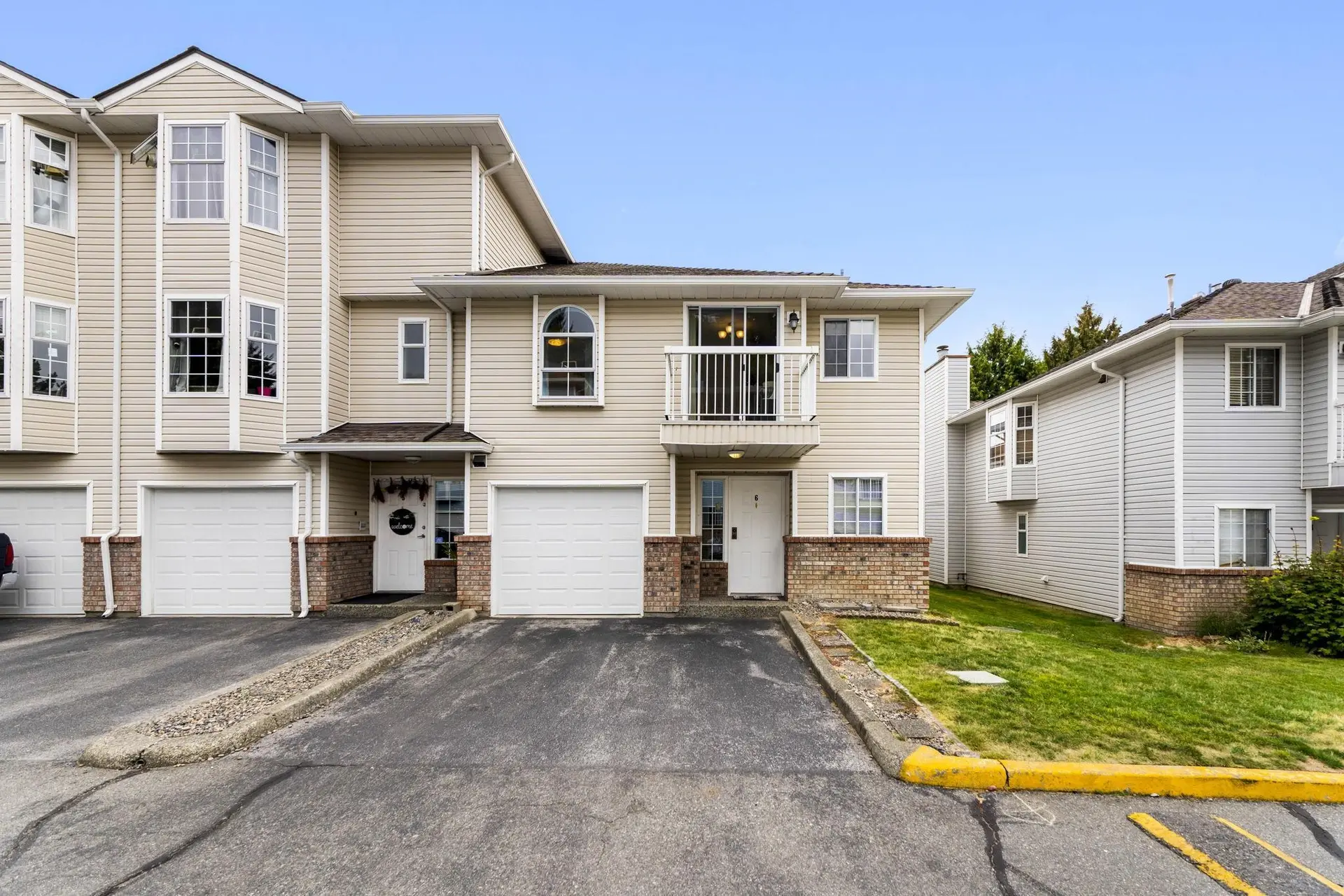 Property at #6 13970 72 Avenue, Surrey, BC