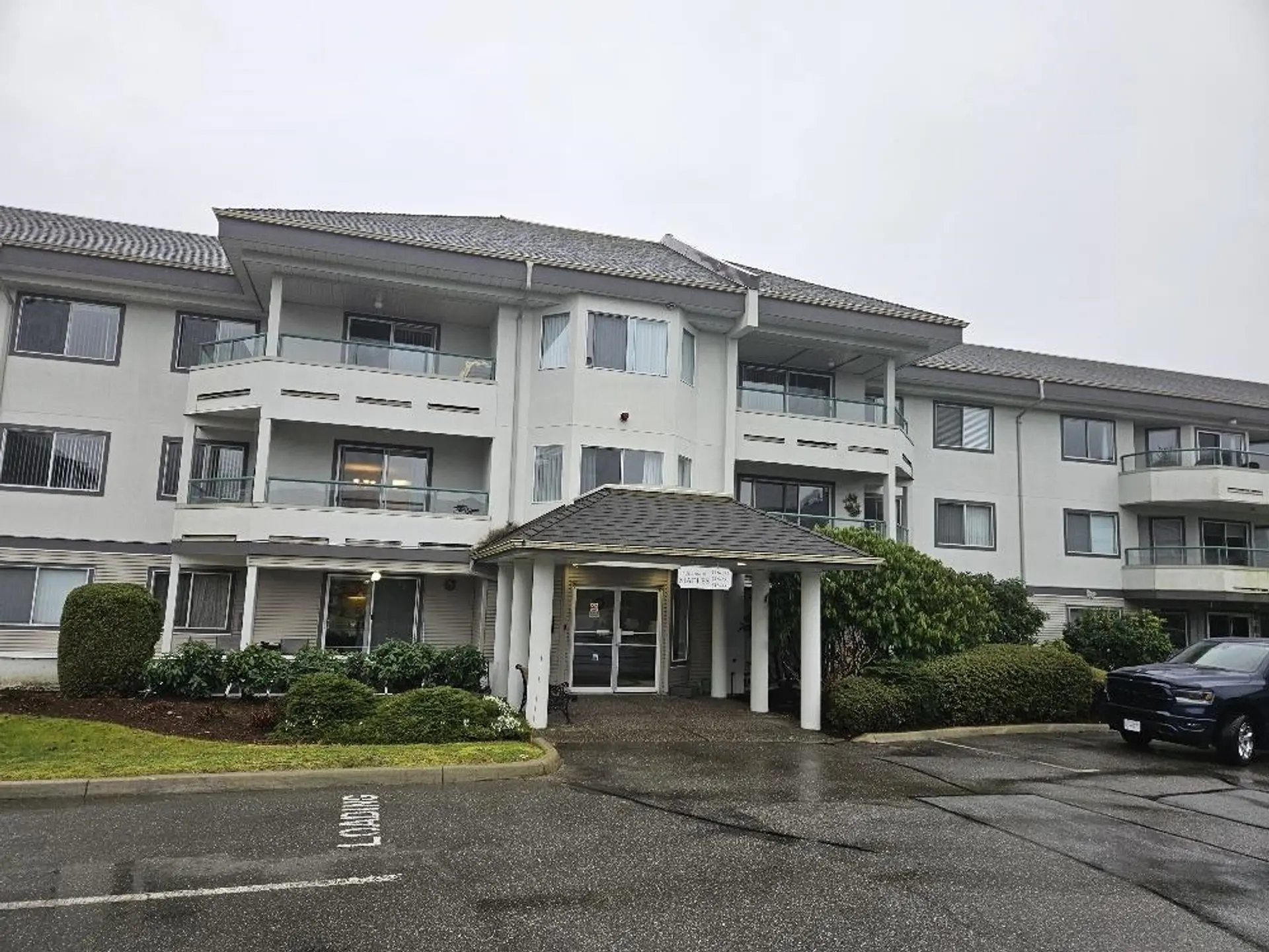 Property at #225 2451 Gladwin Road, Abbotsford, BC