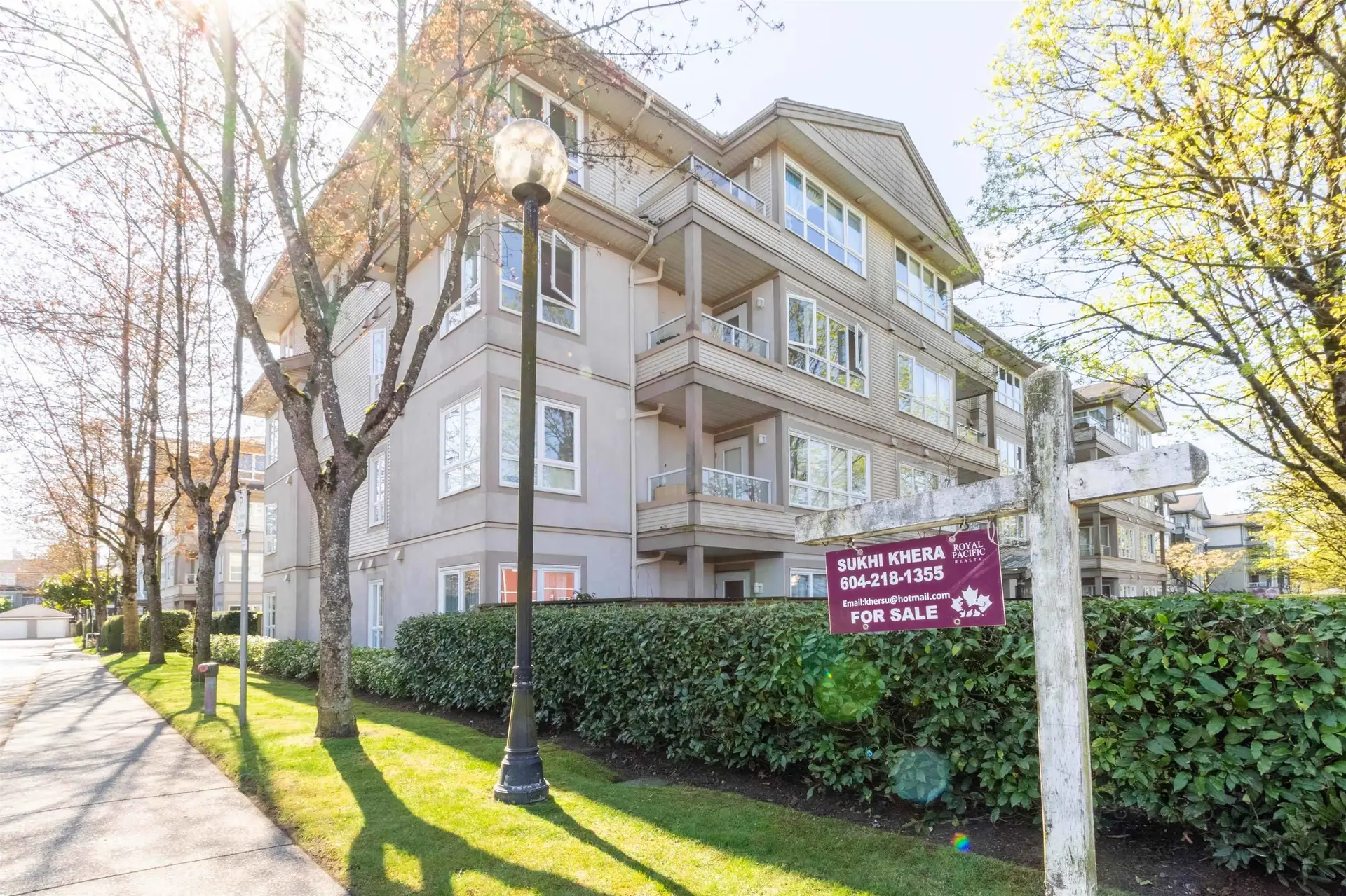 Property at #407 3480 YARDLEY AVENUE, Vancouver, BC