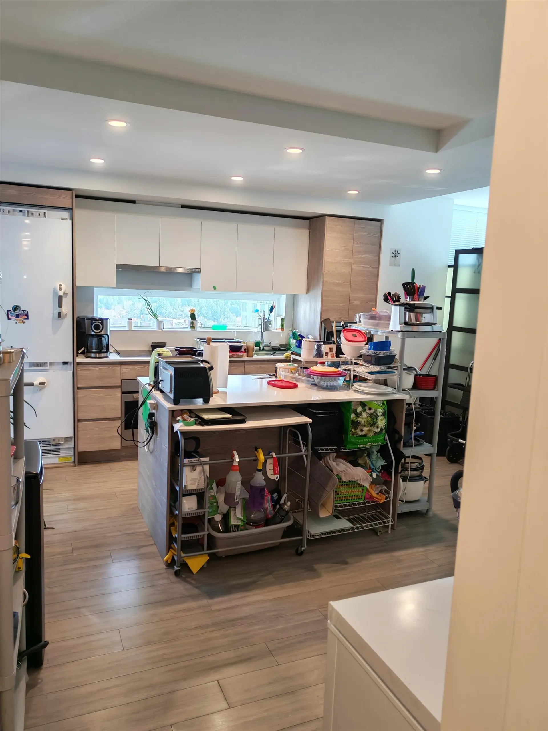 Property at #2609 13655 FRASER HIGHWAY, Surrey, BC