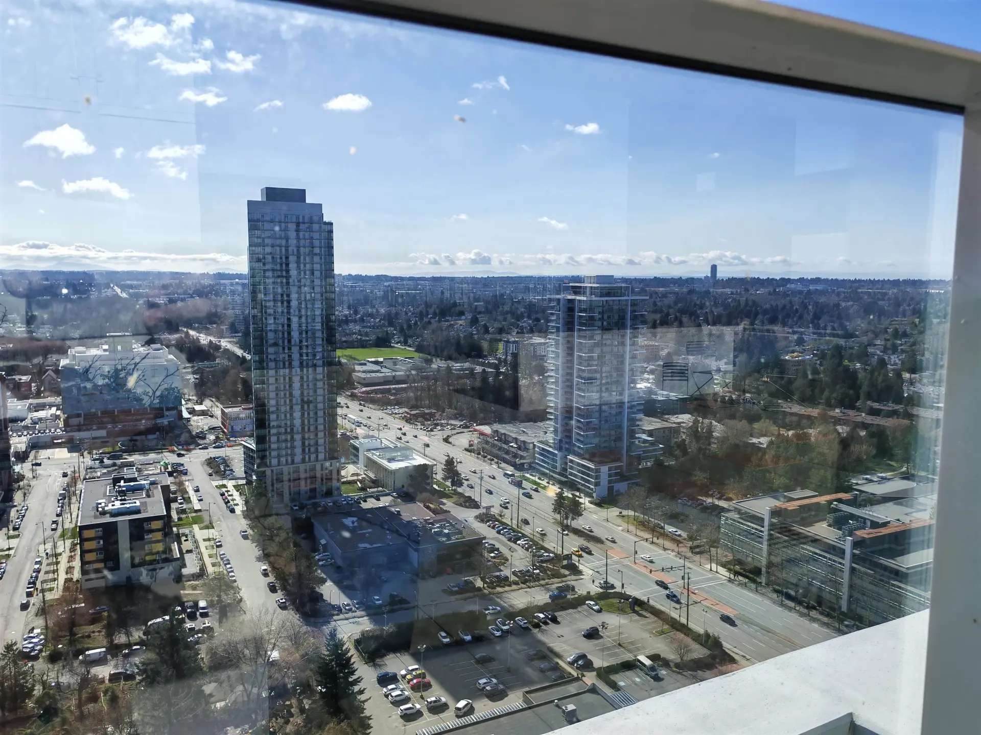 Property at #2609 13655 FRASER HIGHWAY, Surrey, BC