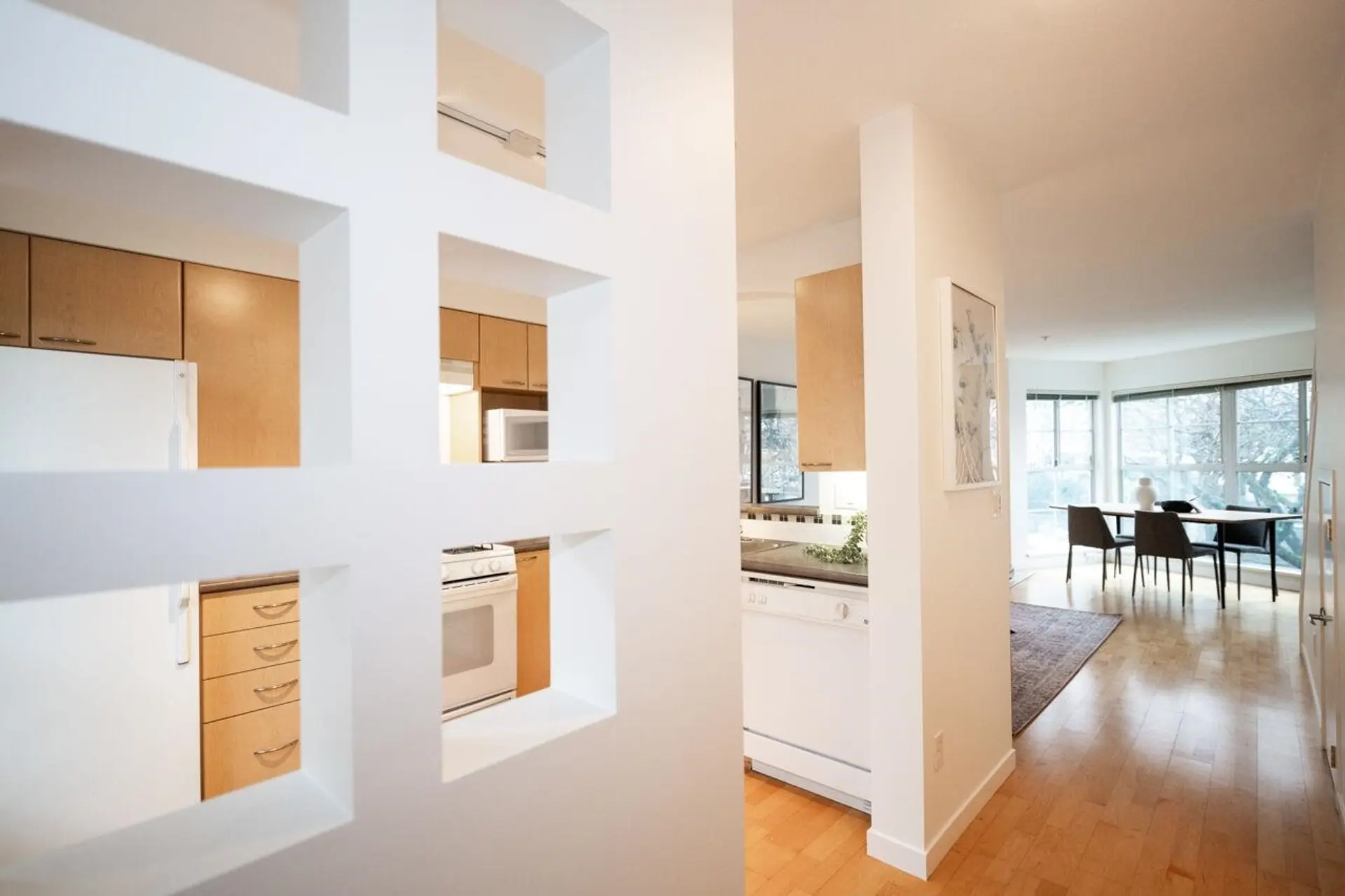 #211 692 W 7th Avenue - Image 8