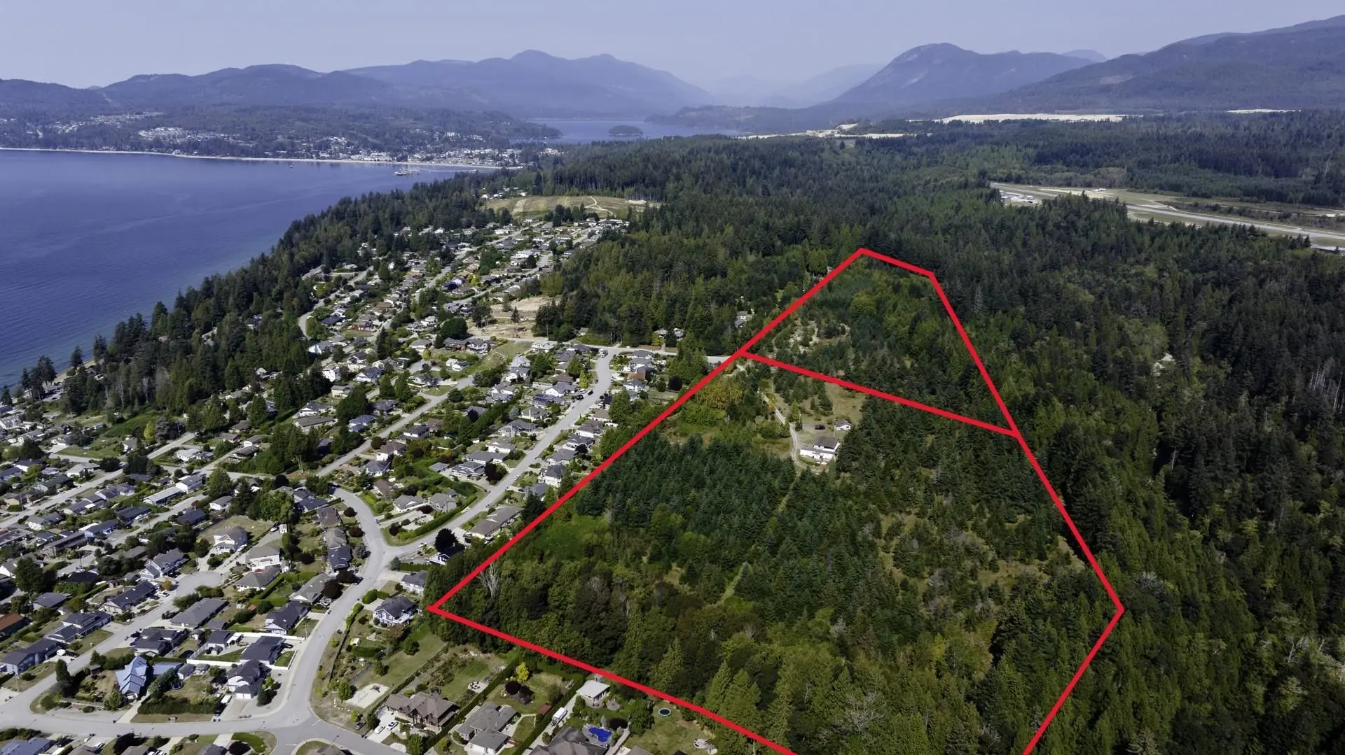 Property at 4860 SKYLARK ROAD, Sechelt, BC