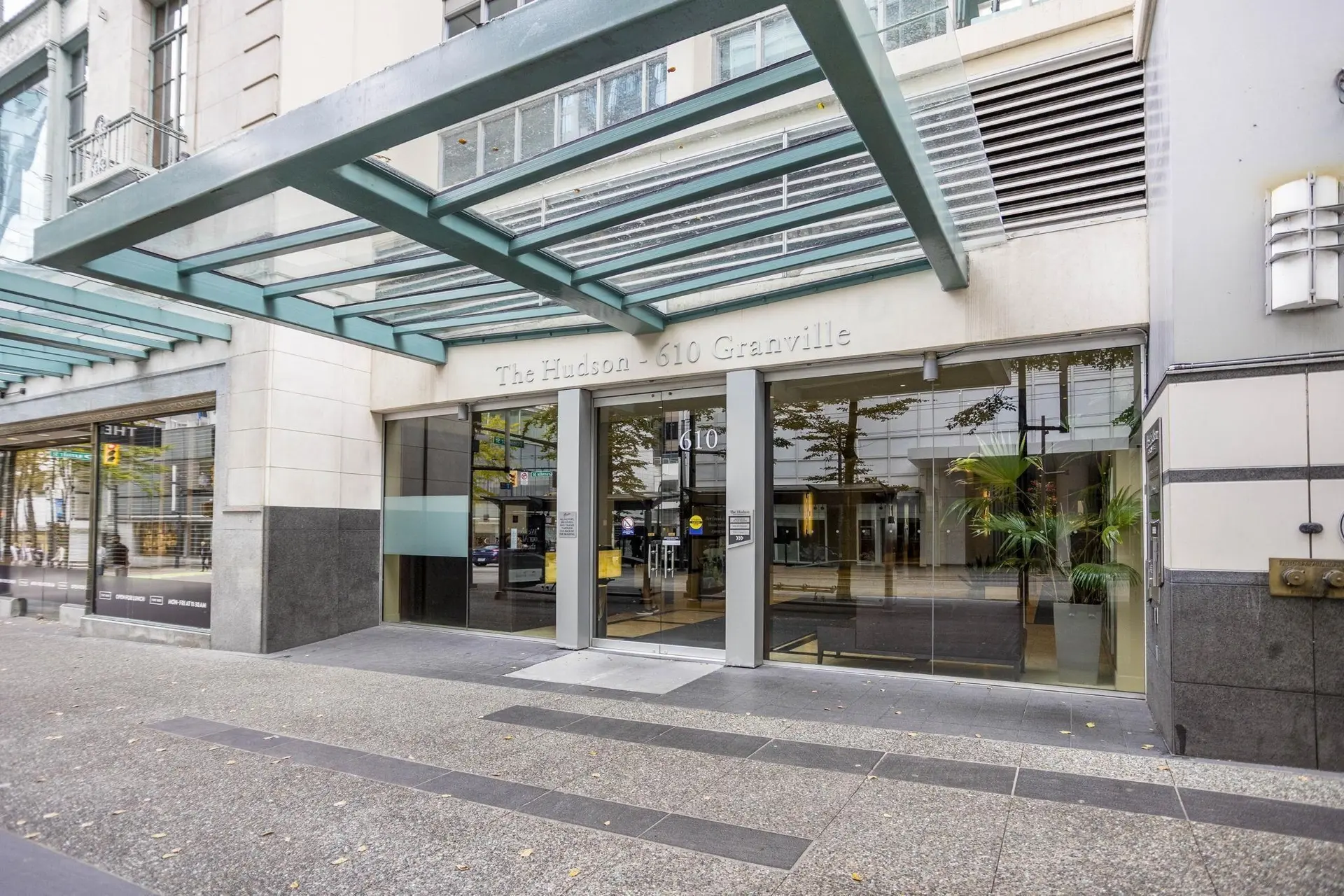 #2514 610 Granville Street - Image 1