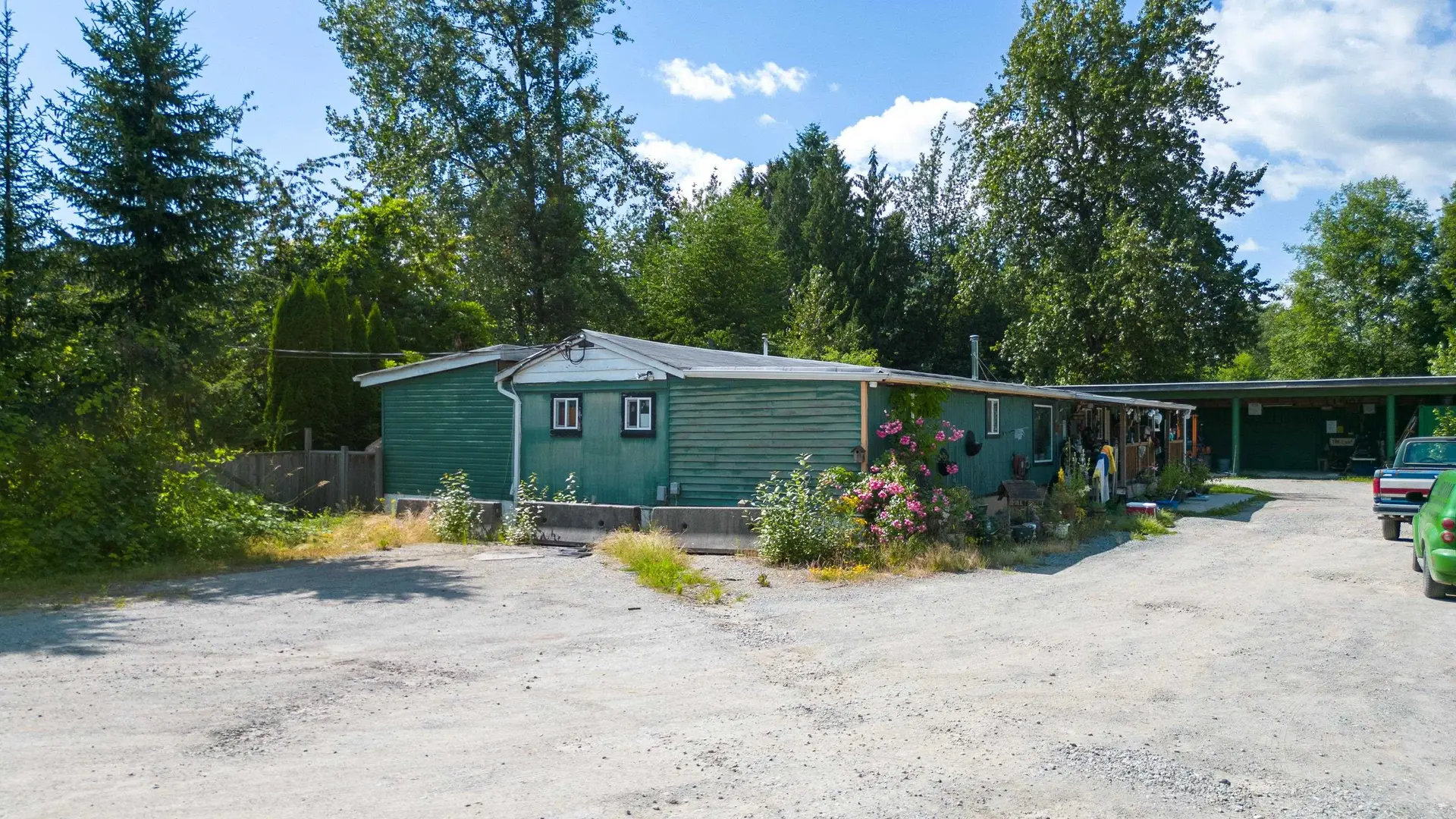 Property at 23519 LOUGHEED HIGHWAY, Maple Ridge, BC