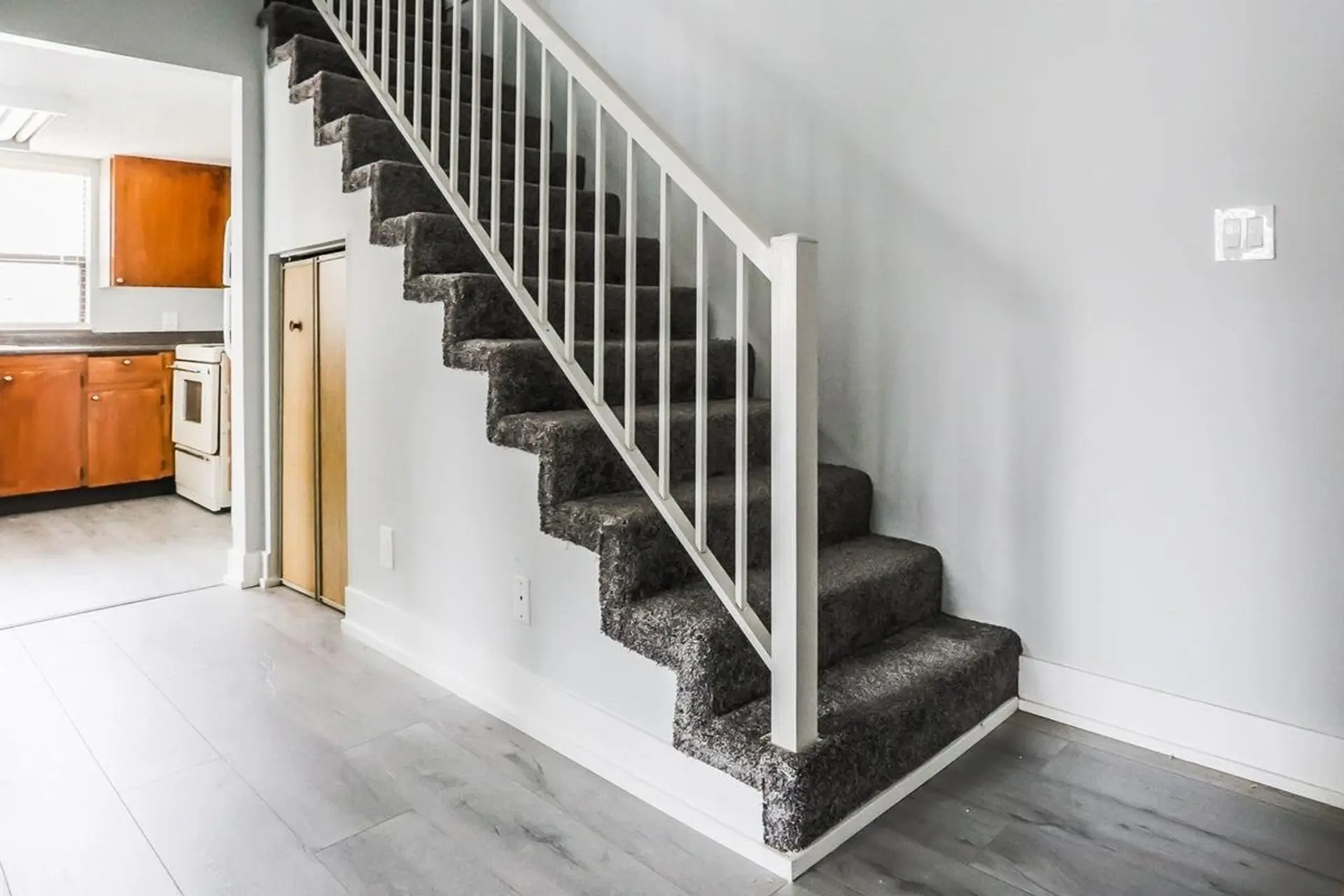 Property at #204 13316 71B AVENUE, Surrey, BC