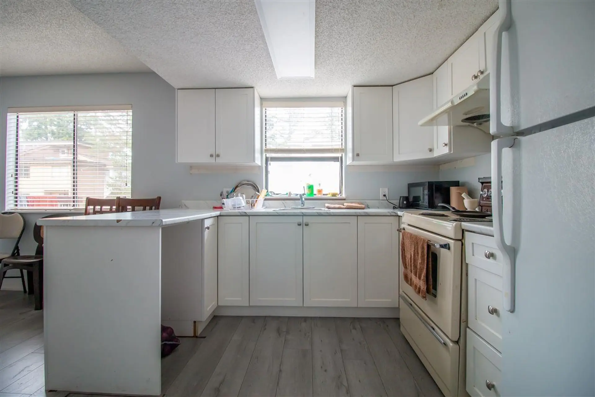 Property at #204 13316 71B AVENUE, Surrey, BC