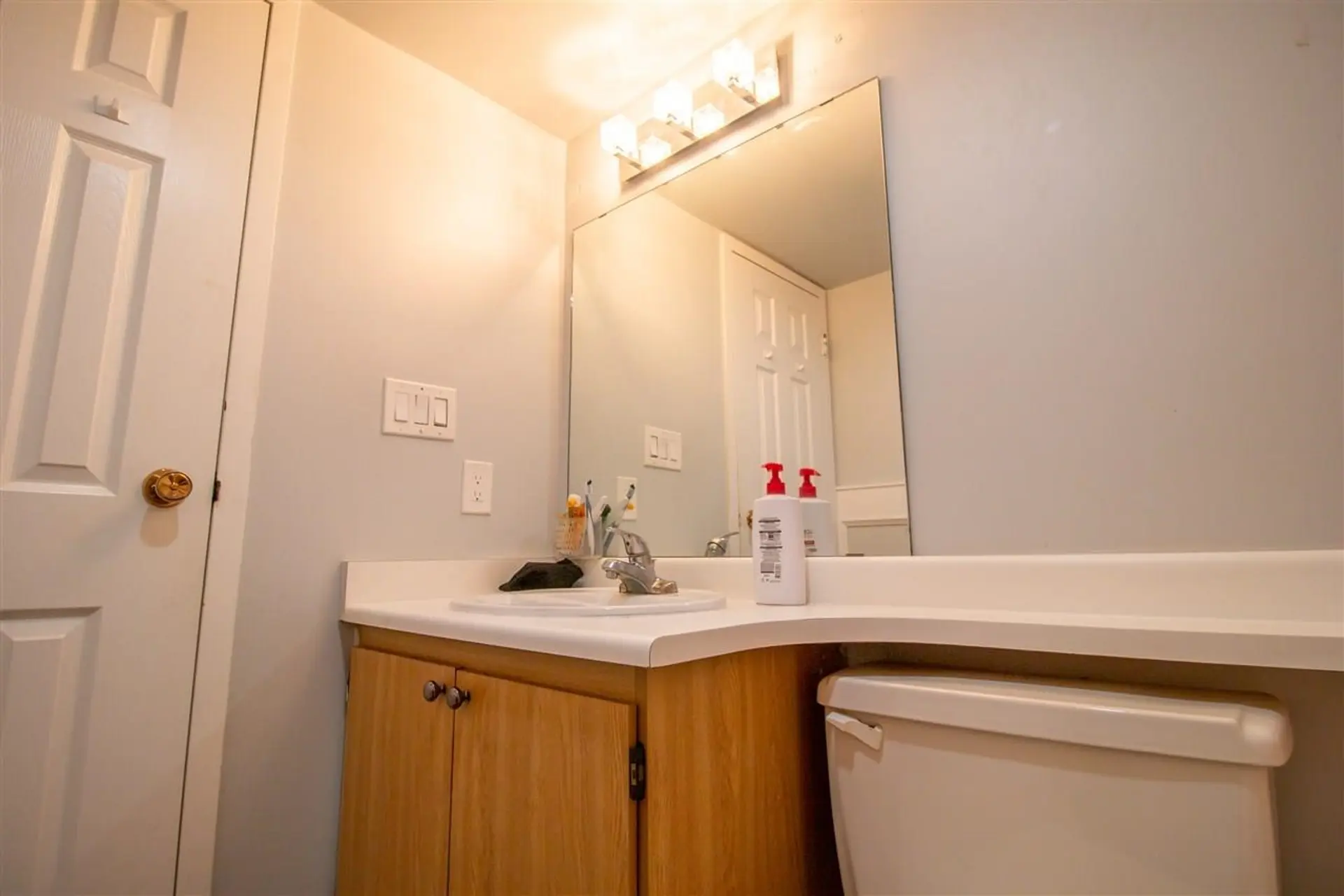 Property at #204 13316 71B AVENUE, Surrey, BC