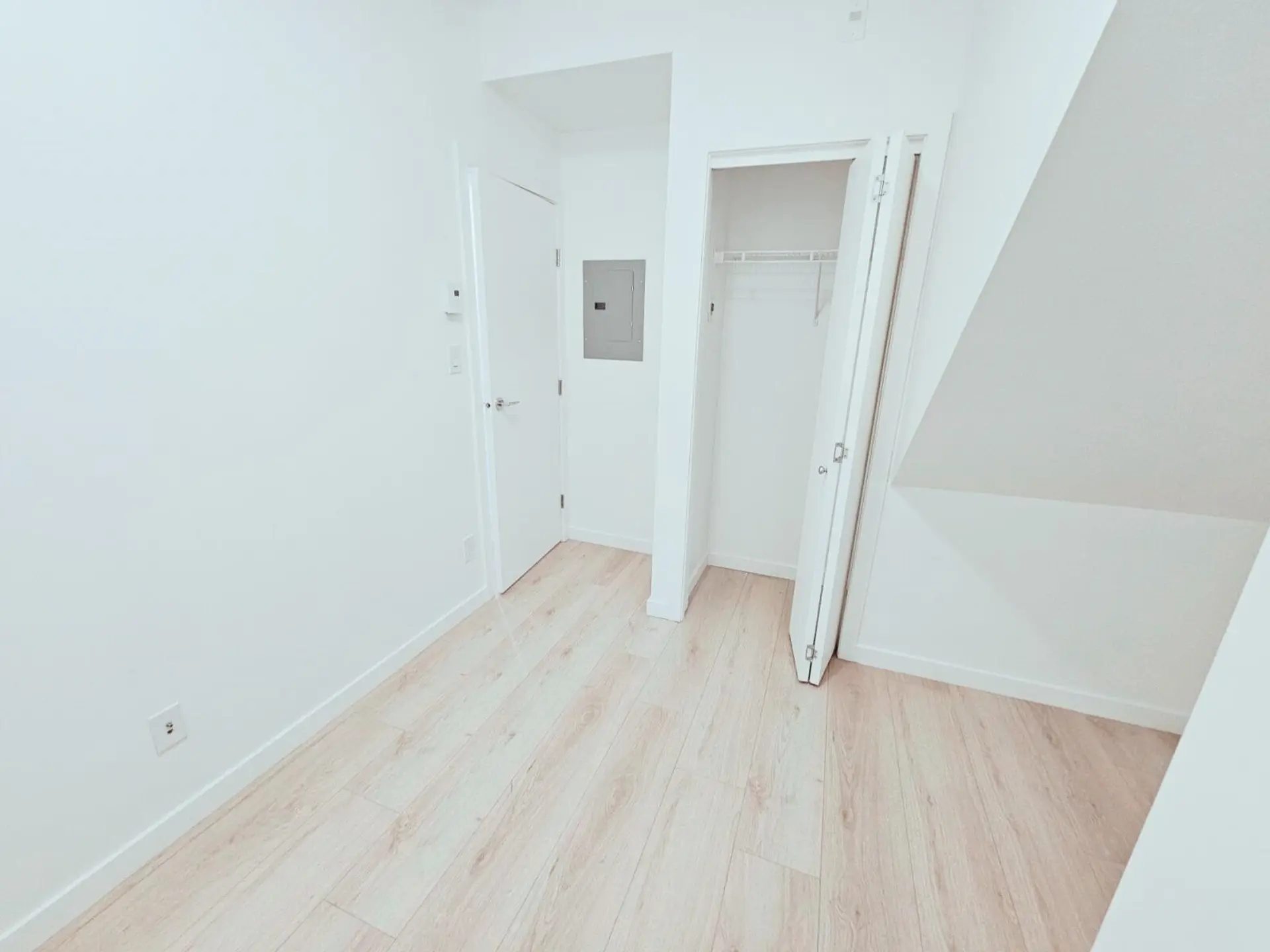 Property at #32 6965 HASTINGS STREET, Burnaby, BC