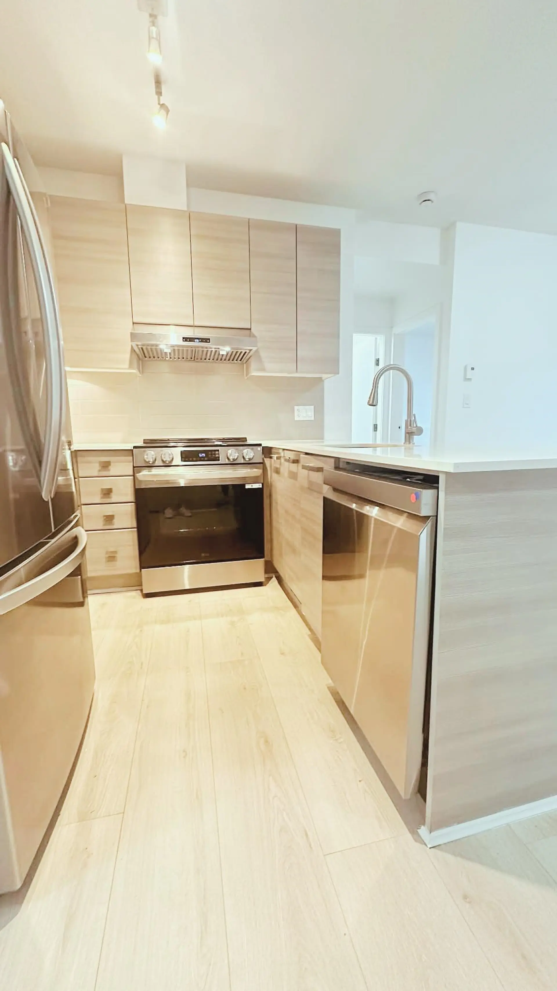 Property at #32 6965 HASTINGS STREET, Burnaby, BC