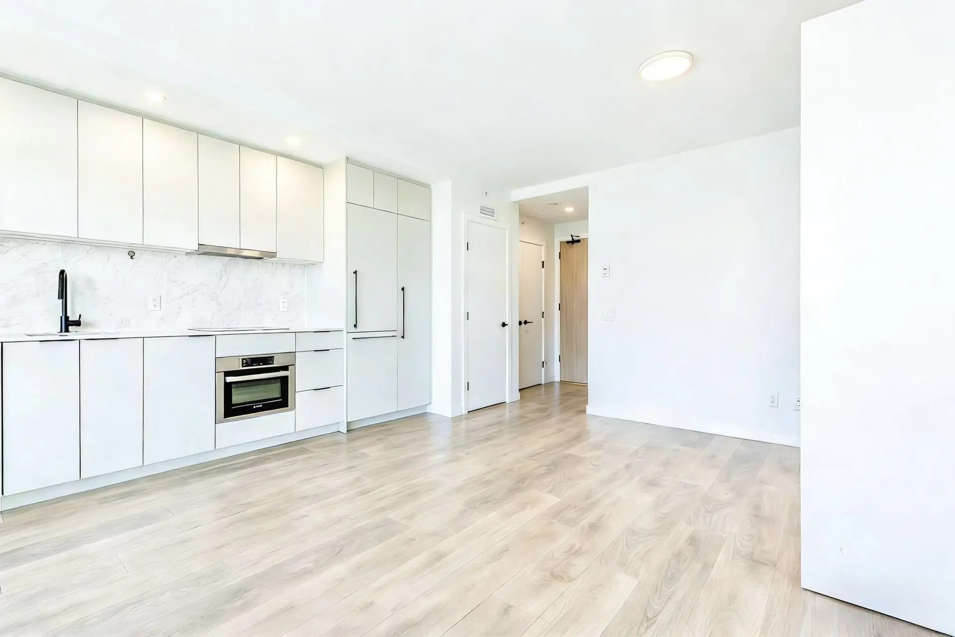 Property at #510 13685 102 AVENUE, Surrey, BC