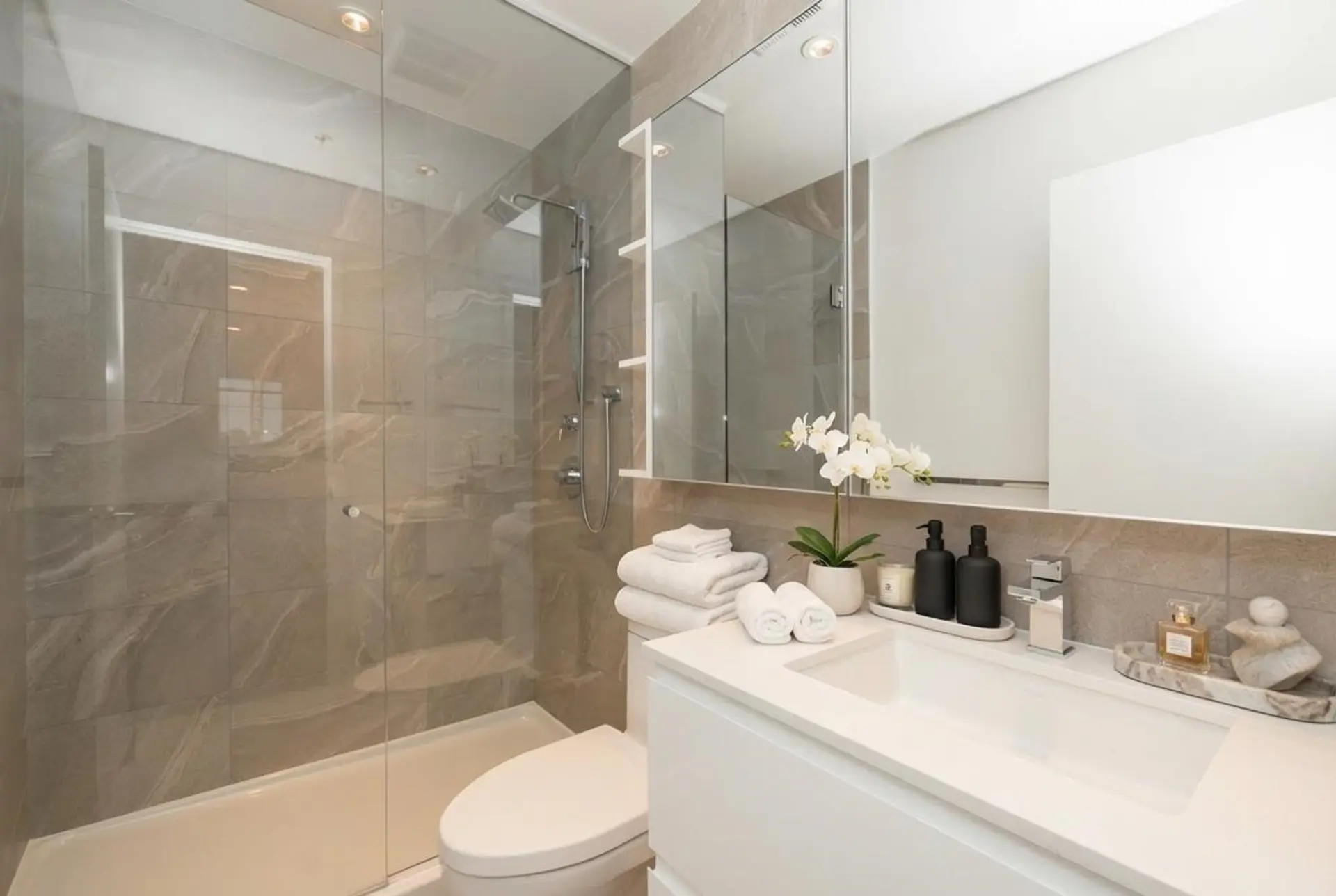 Property at #802 6200 MINORU BOULEVARD, Richmond, BC