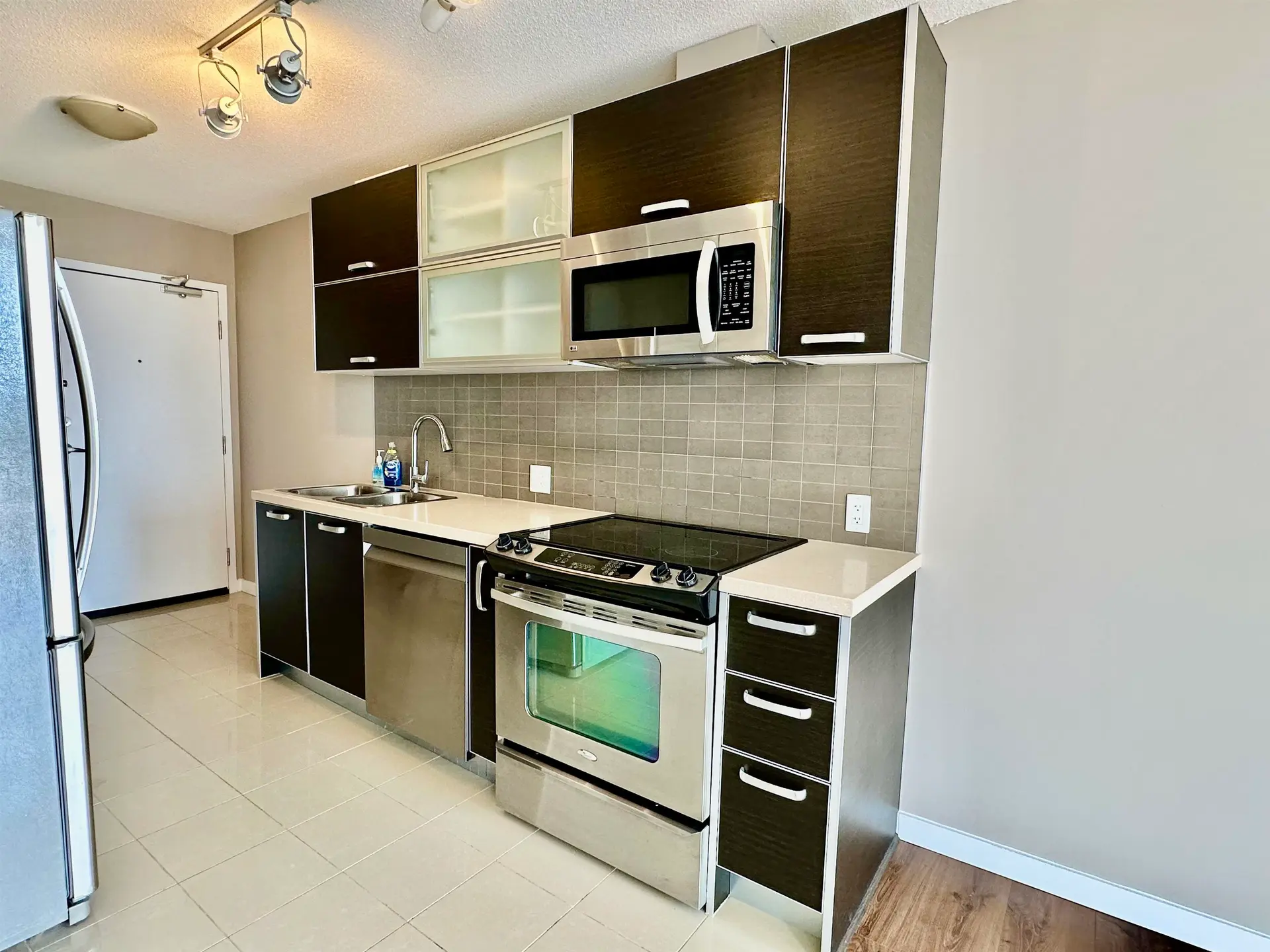 Property at #2805 9981 WHALLEY BOULEVARD, Surrey, BC