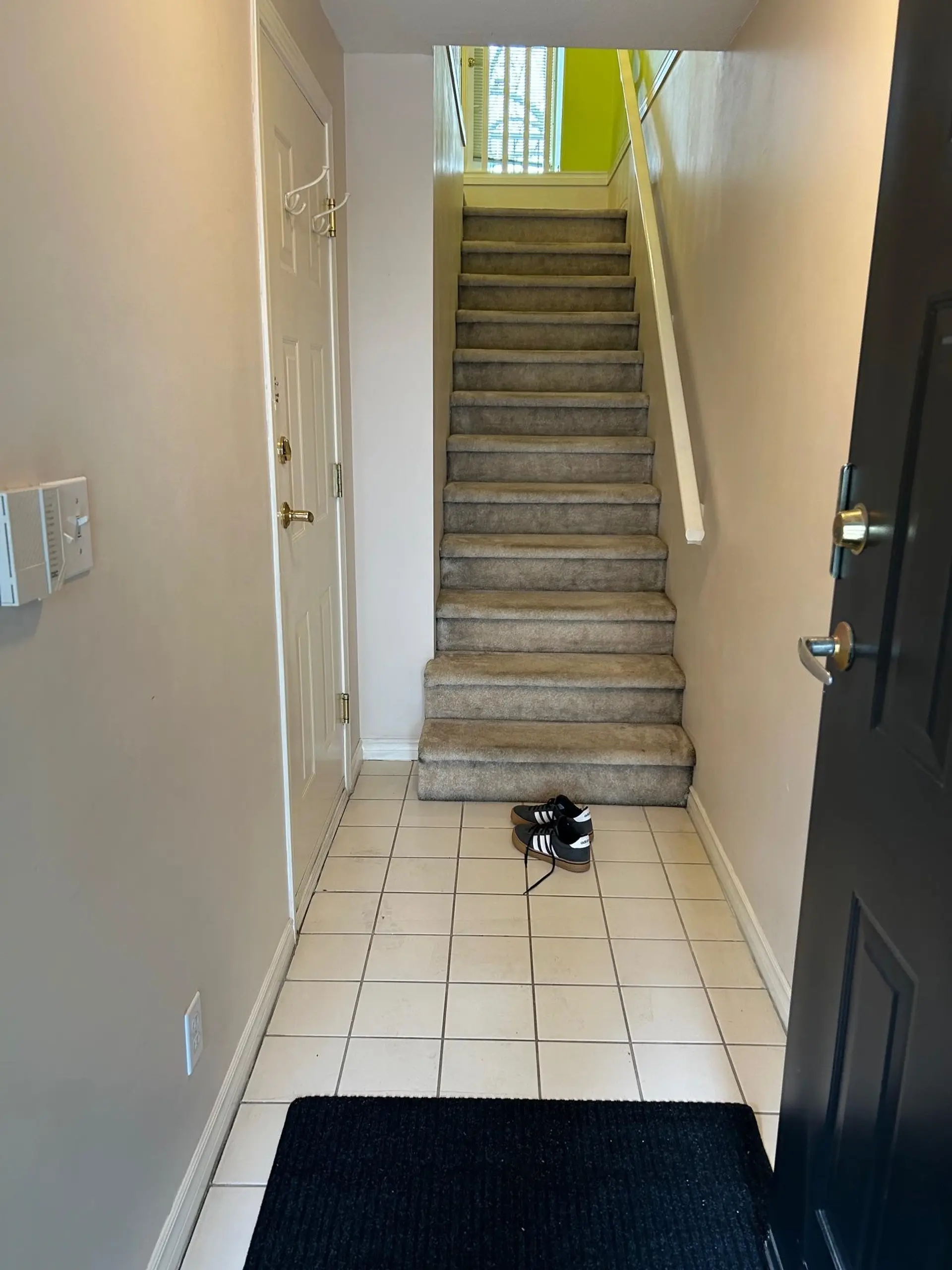 #4 123 Laval Street - Image 4