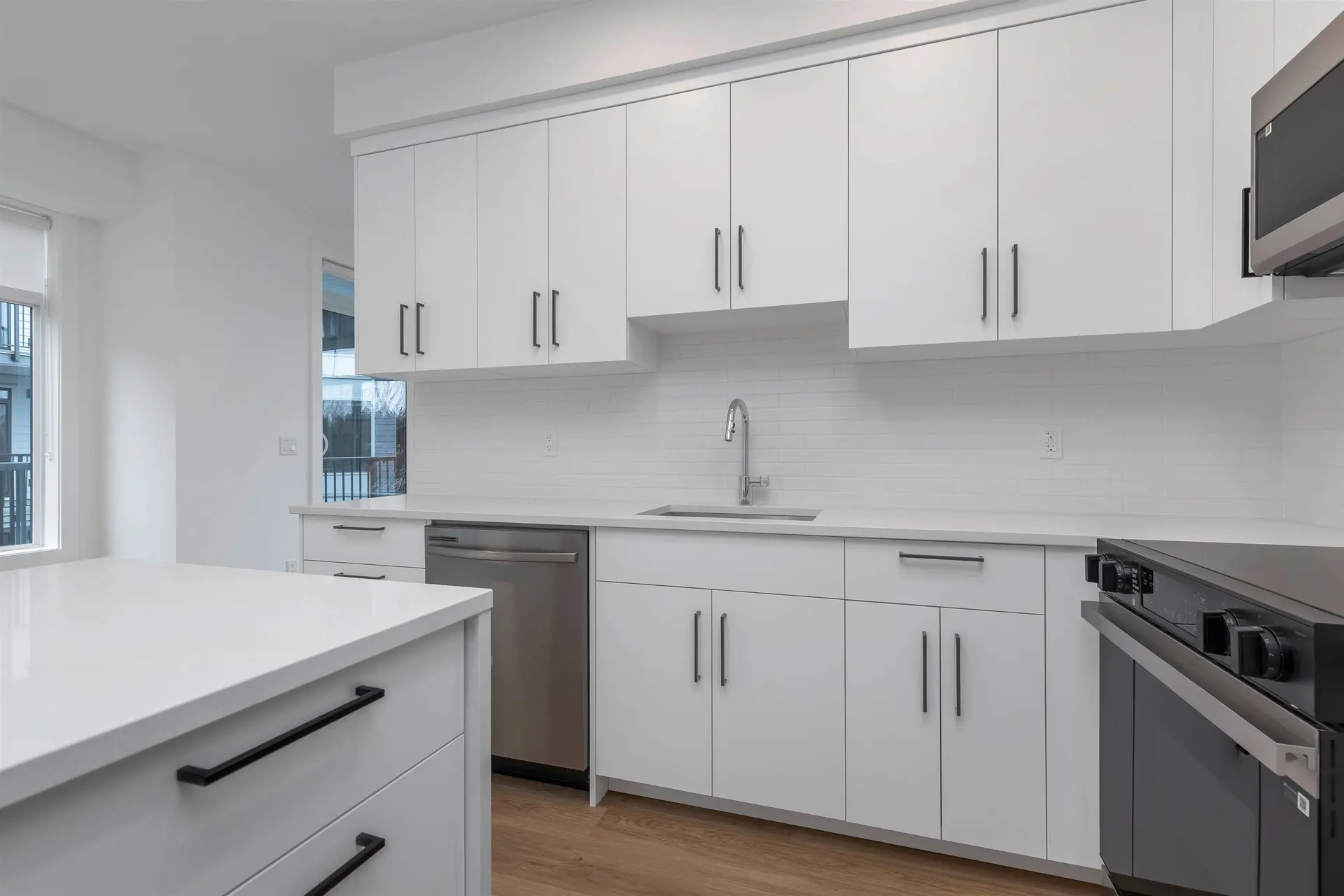 Property at #410 33816 SOUTH FRASER WAY, Abbotsford, BC