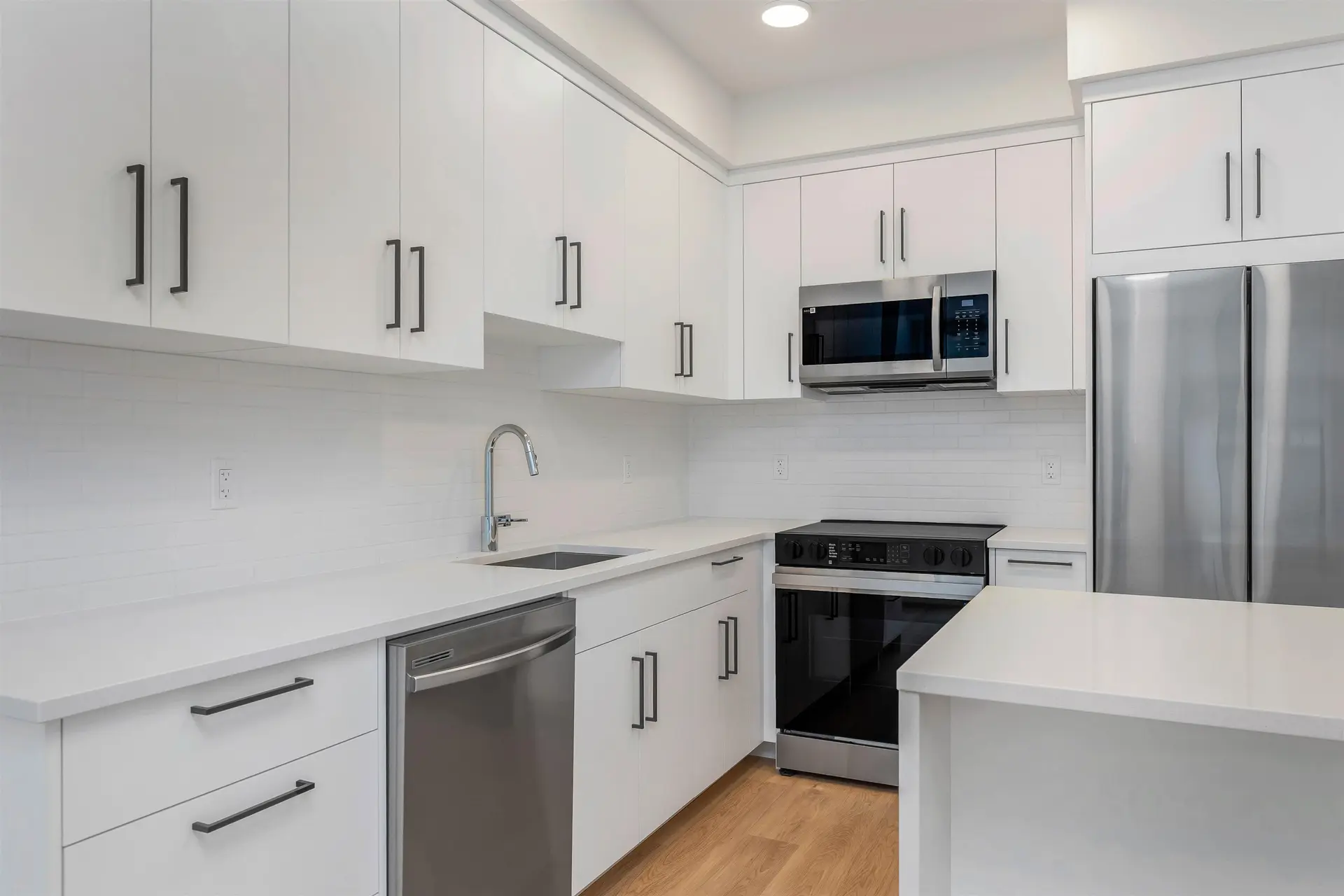 Property at #410 33816 SOUTH FRASER WAY, Abbotsford, BC