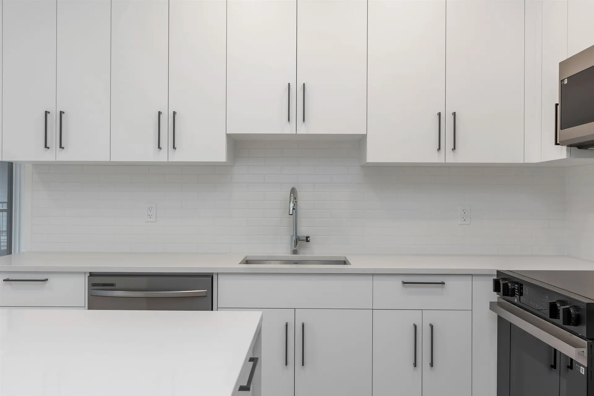 Property at #410 33816 SOUTH FRASER WAY, Abbotsford, BC