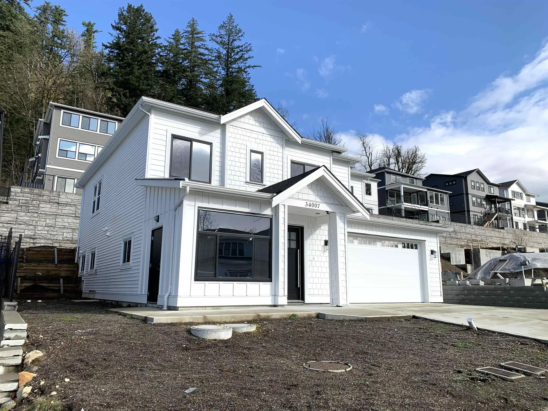 Property at 34007 Barker Court, Mission, BC
