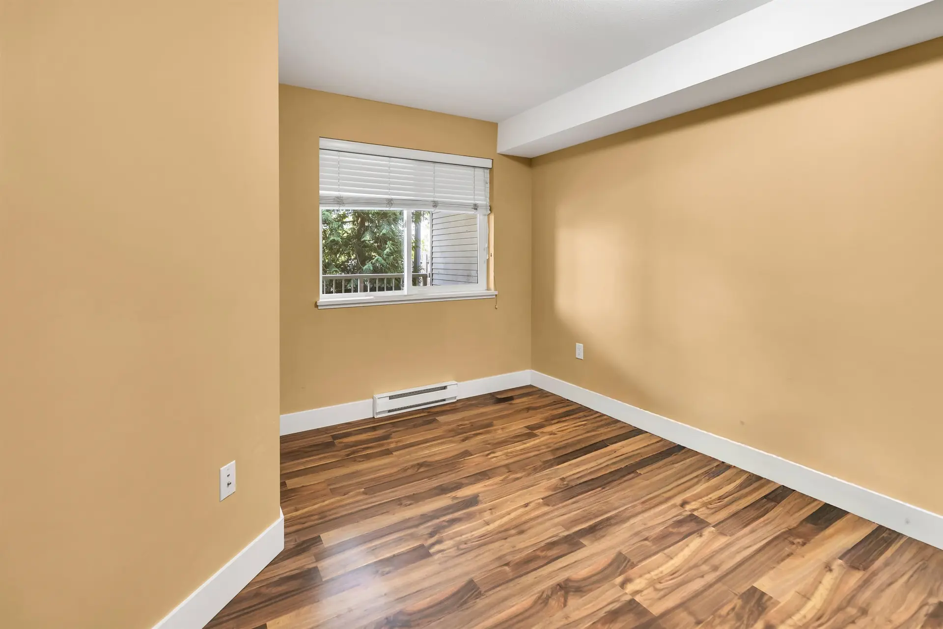 Property at #209 2515 PARK DRIVE, Abbotsford, BC