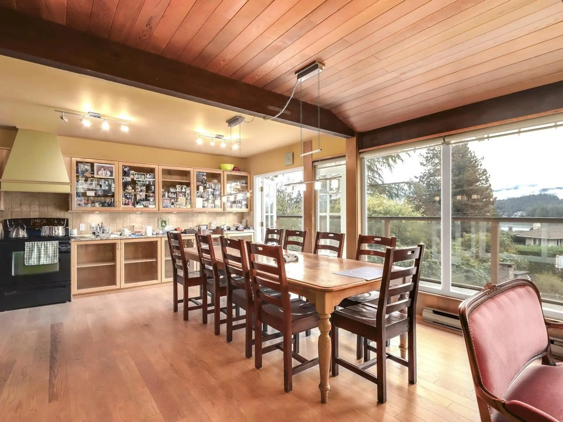 Property at 534 BEACHVIEW DRIVE, North Vancouver, BC