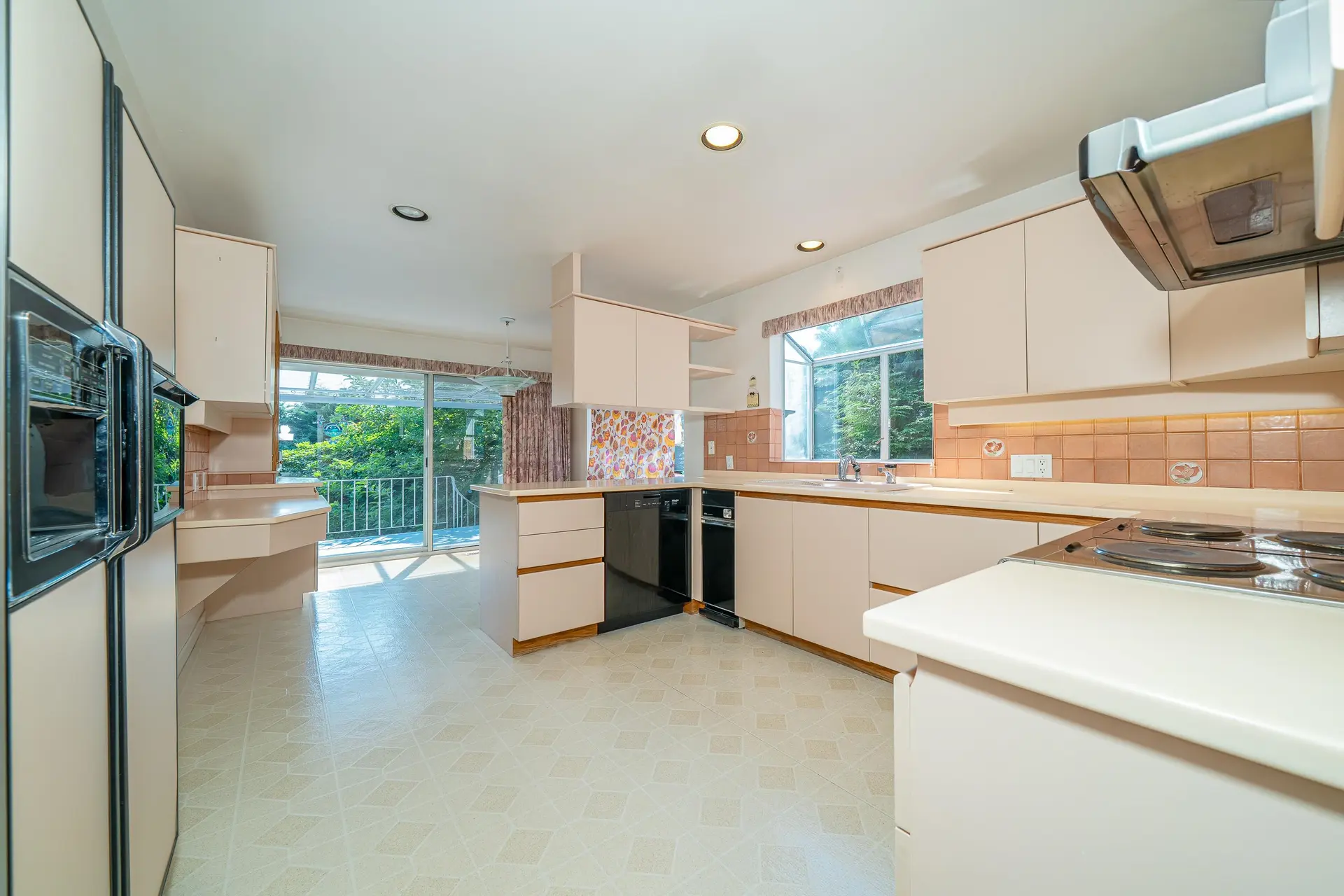Property at 1346 WHITBY ROAD, West Vancouver, BC